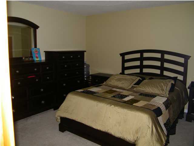 LOGSDON CORNERS - Residential Lease