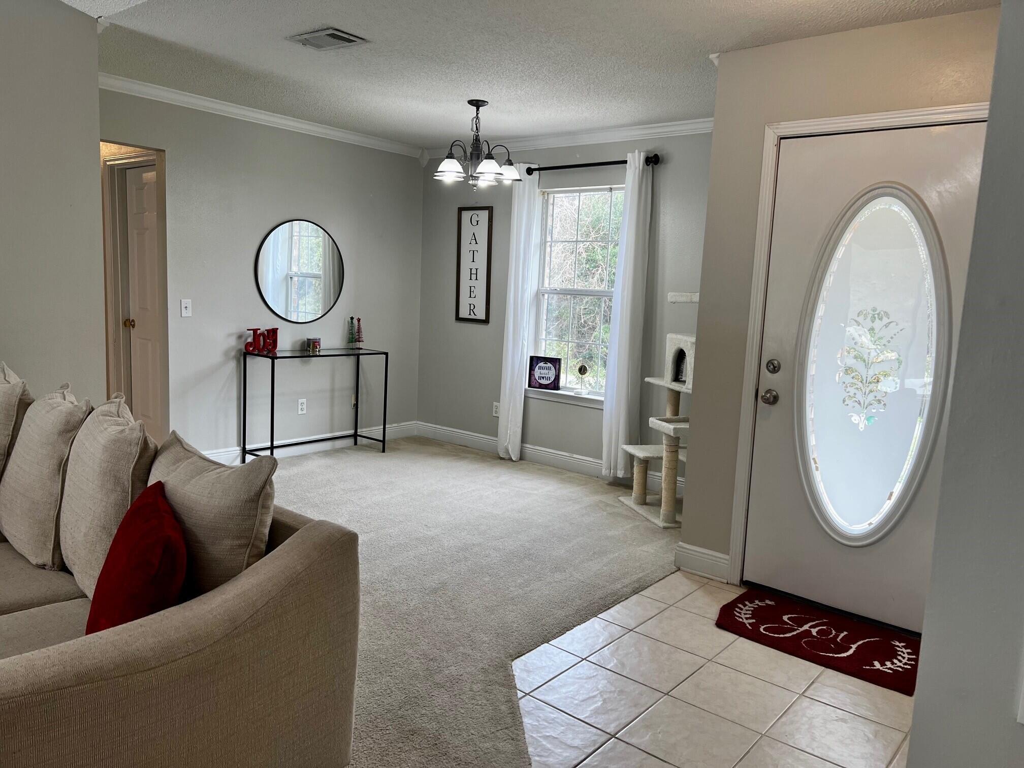 COUNTRYVIEW ESTATES 10TH ADDN - Residential Lease