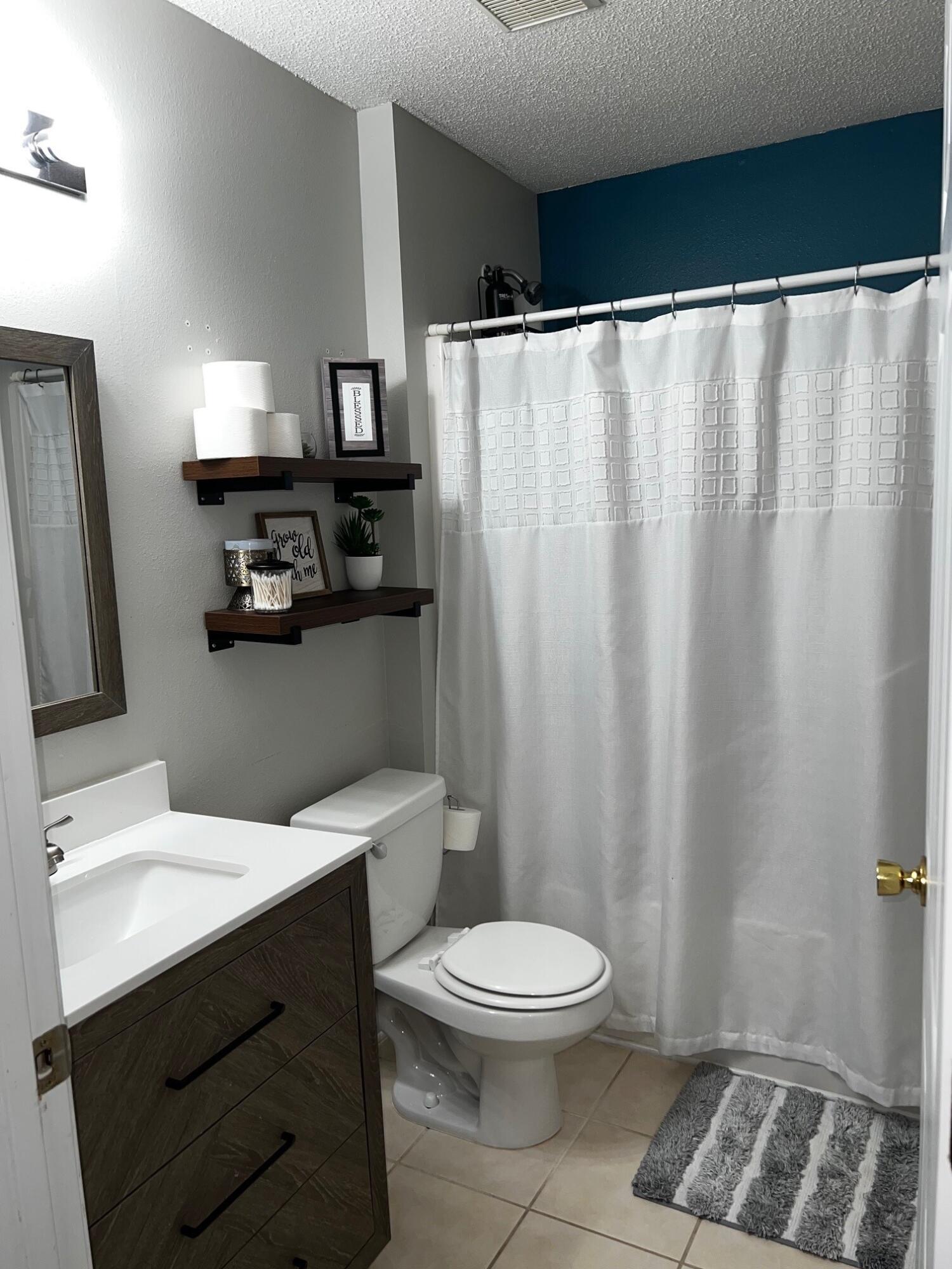COUNTRYVIEW ESTATES 10TH ADDN - Residential Lease