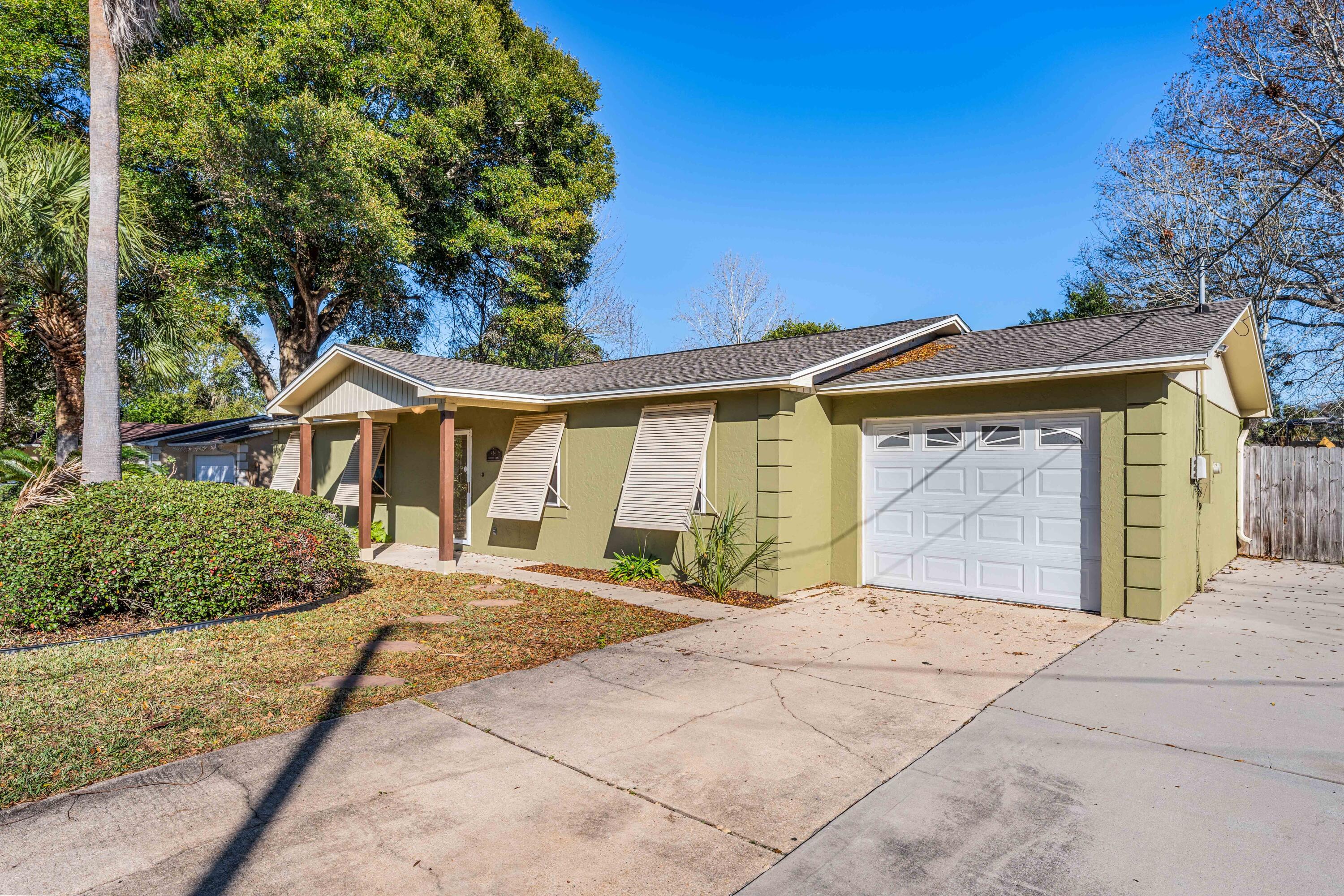 EASTWOOD - Residential