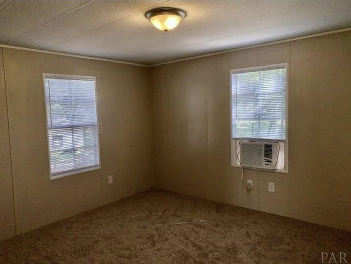 WEST HIGHLANDS - Residential Lease