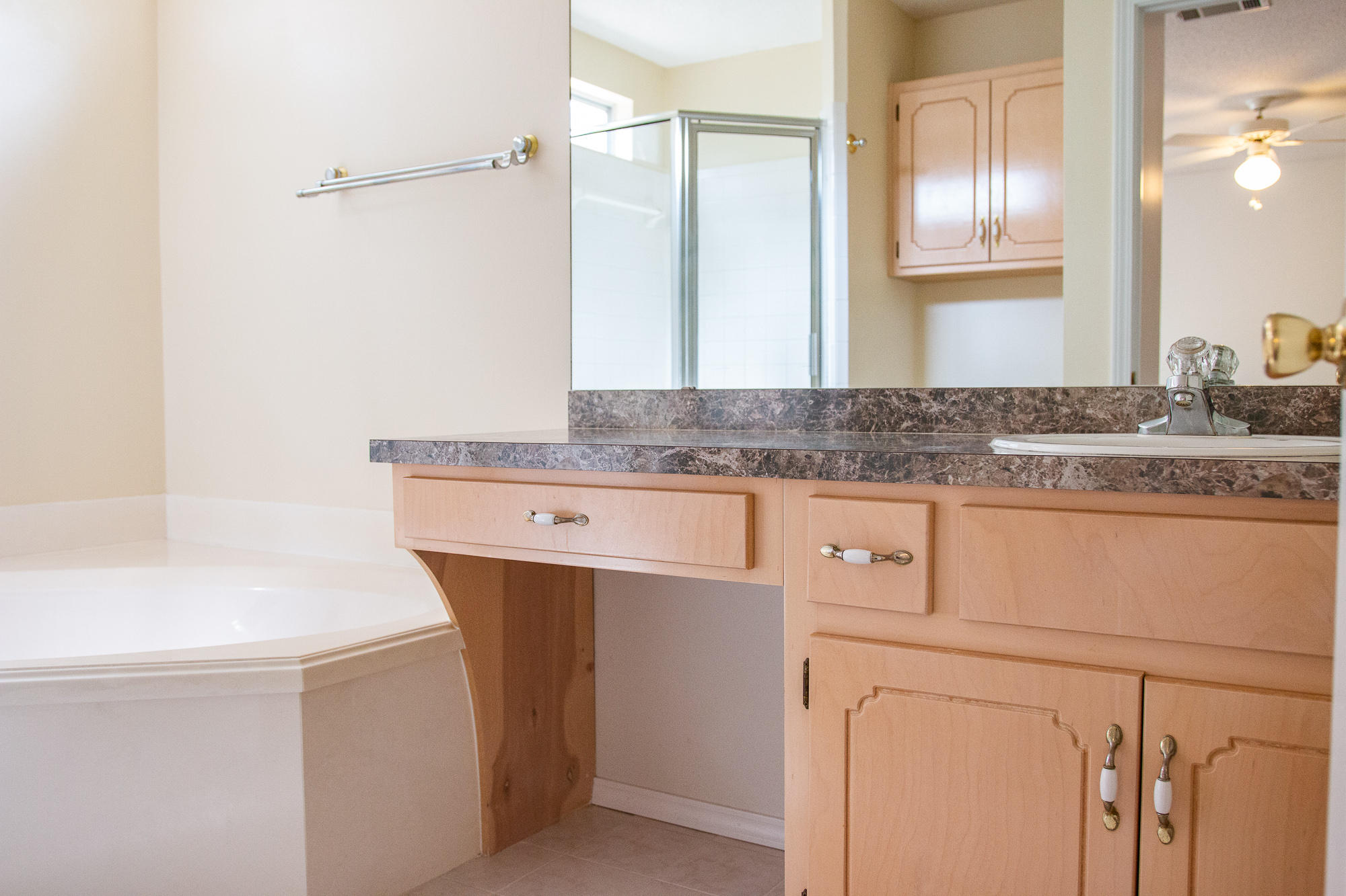 MOSSY OAKS - Residential Lease