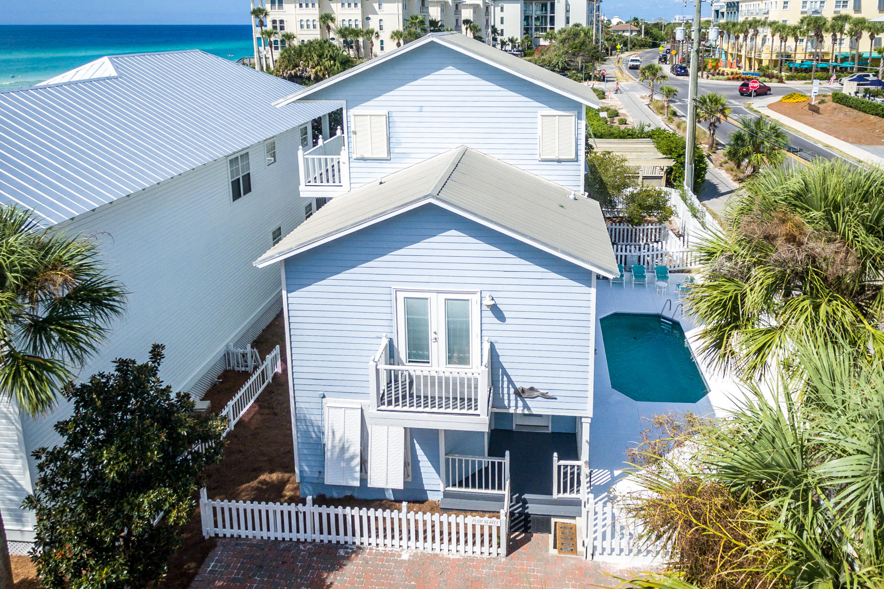 SUNRISE BEACH - Residential