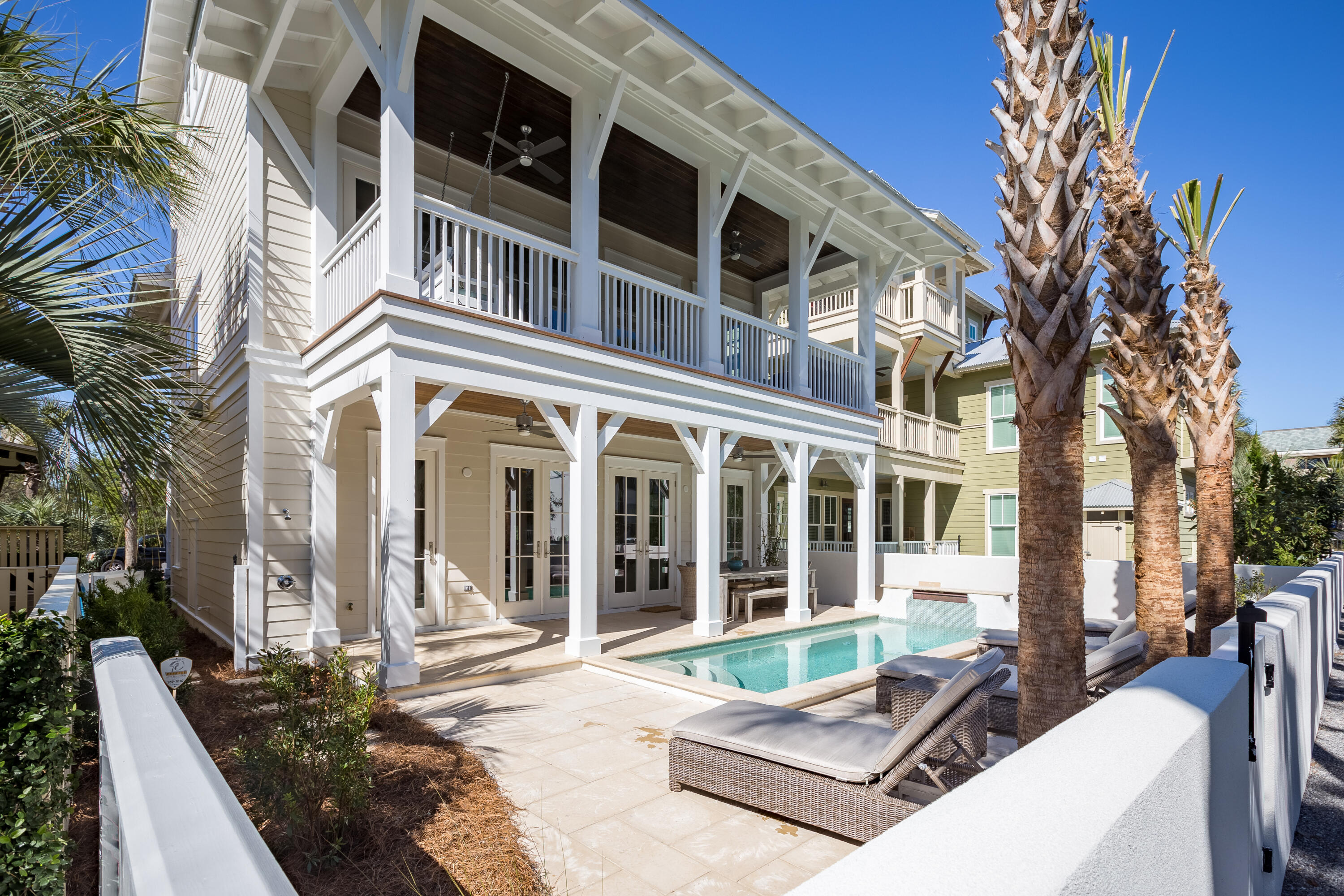 WATER'S EDGE - Residential