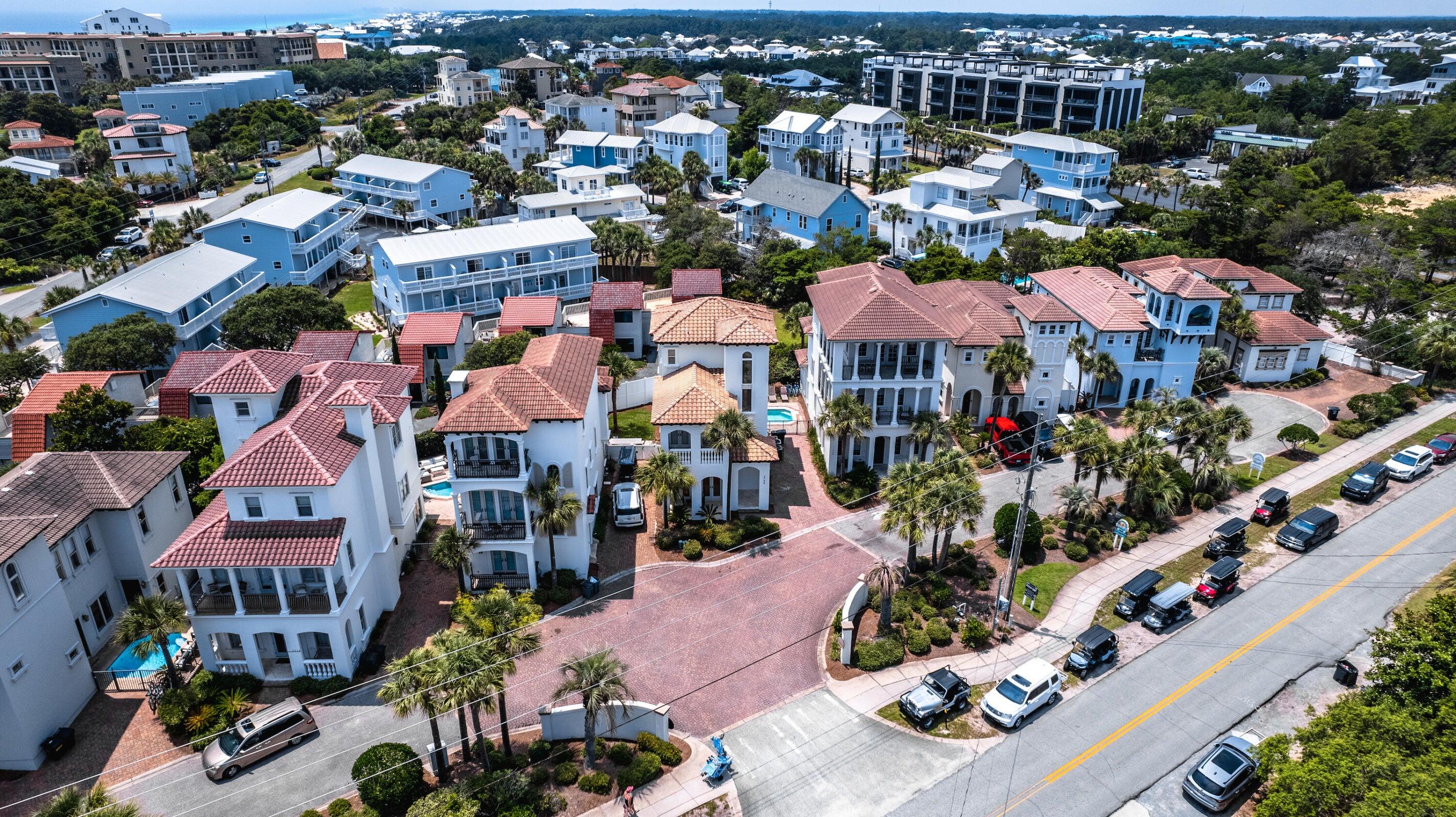 PALMEIRA VILLAS - Residential