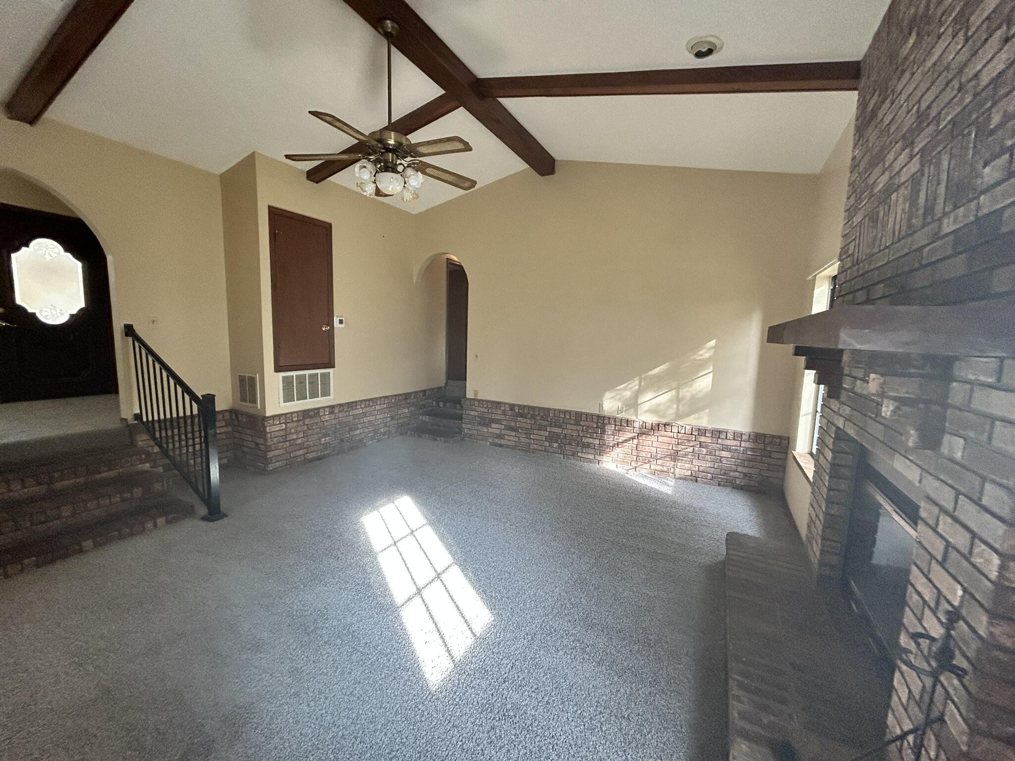 RANSOM PINES AMEND LOT 16 - Residential Lease