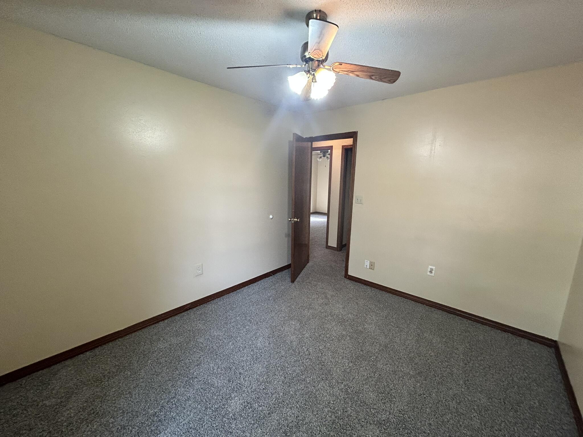 RANSOM PINES AMEND LOT 16 - Residential Lease