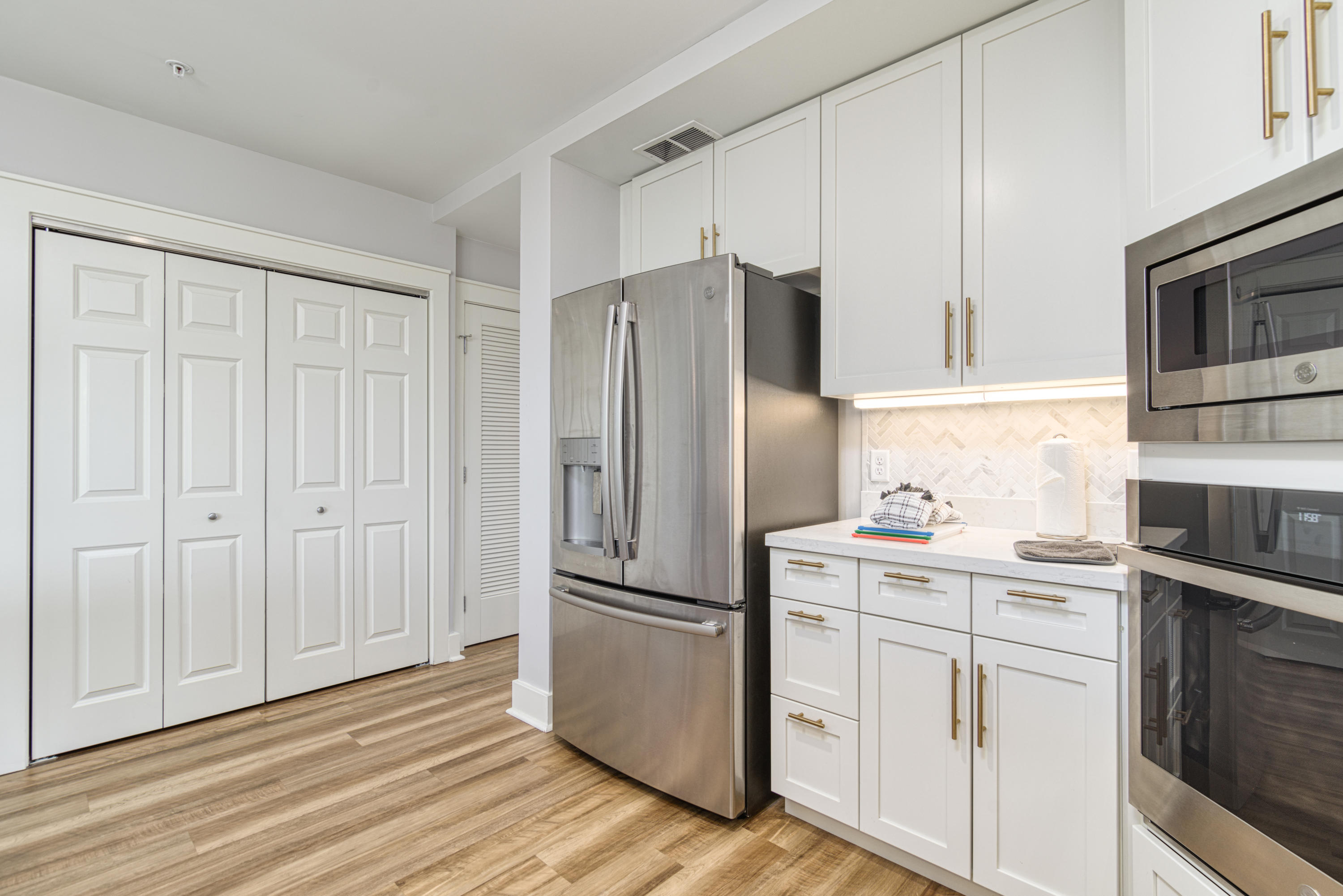 OSPREY POINT - Residential Lease