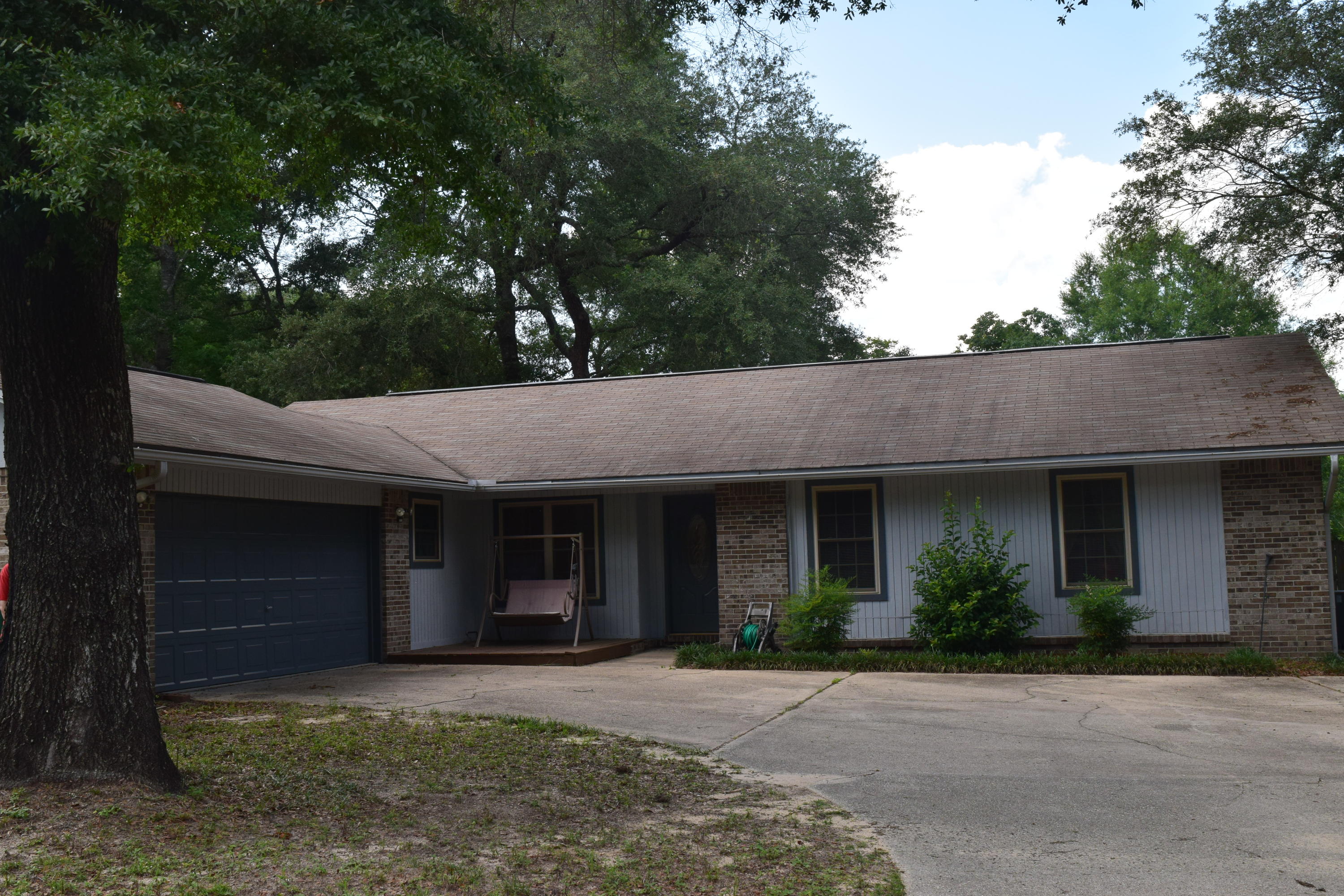BAYWOOD ESTATES - Residential