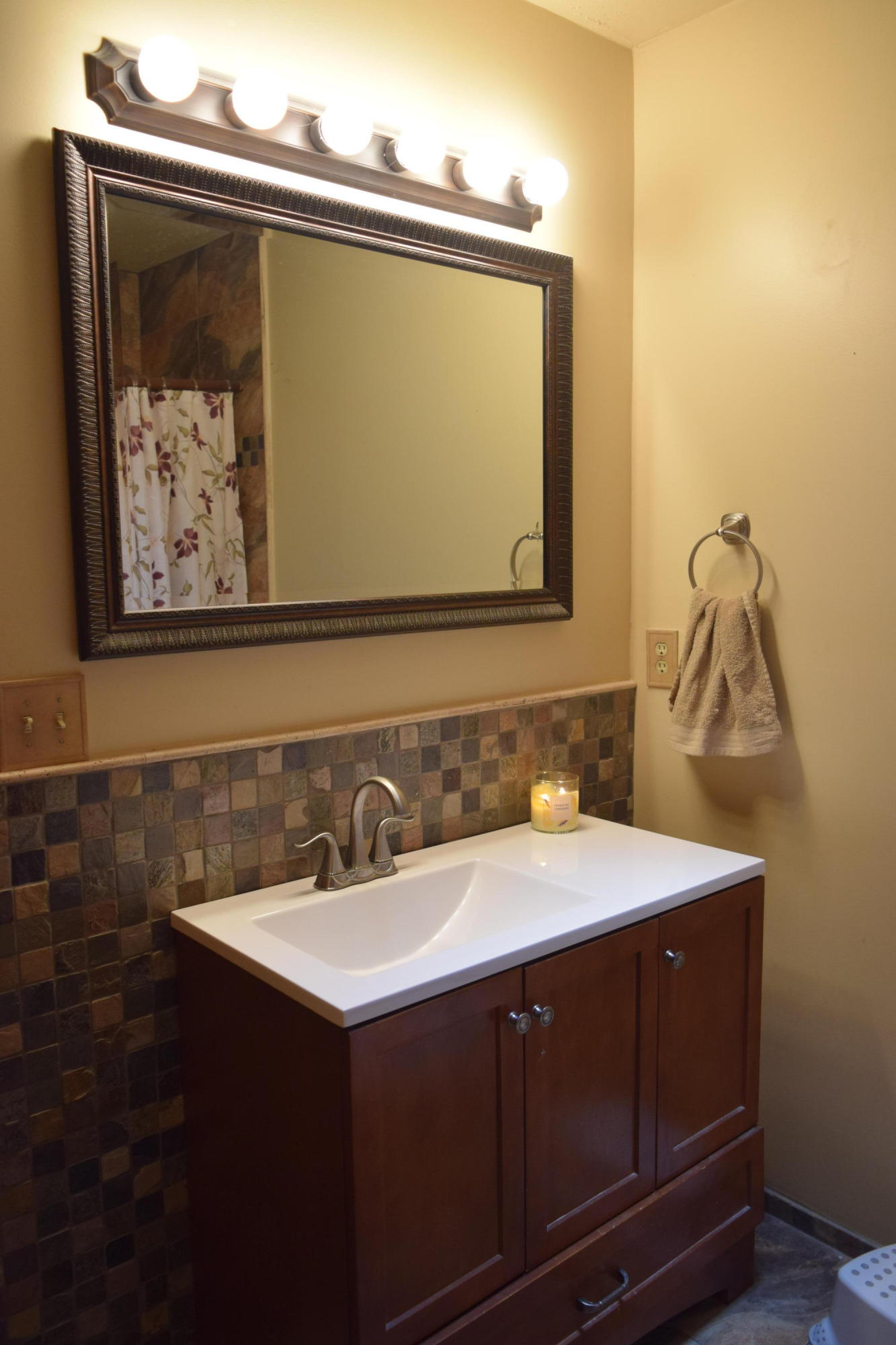 BAYWOOD ESTATES - Residential