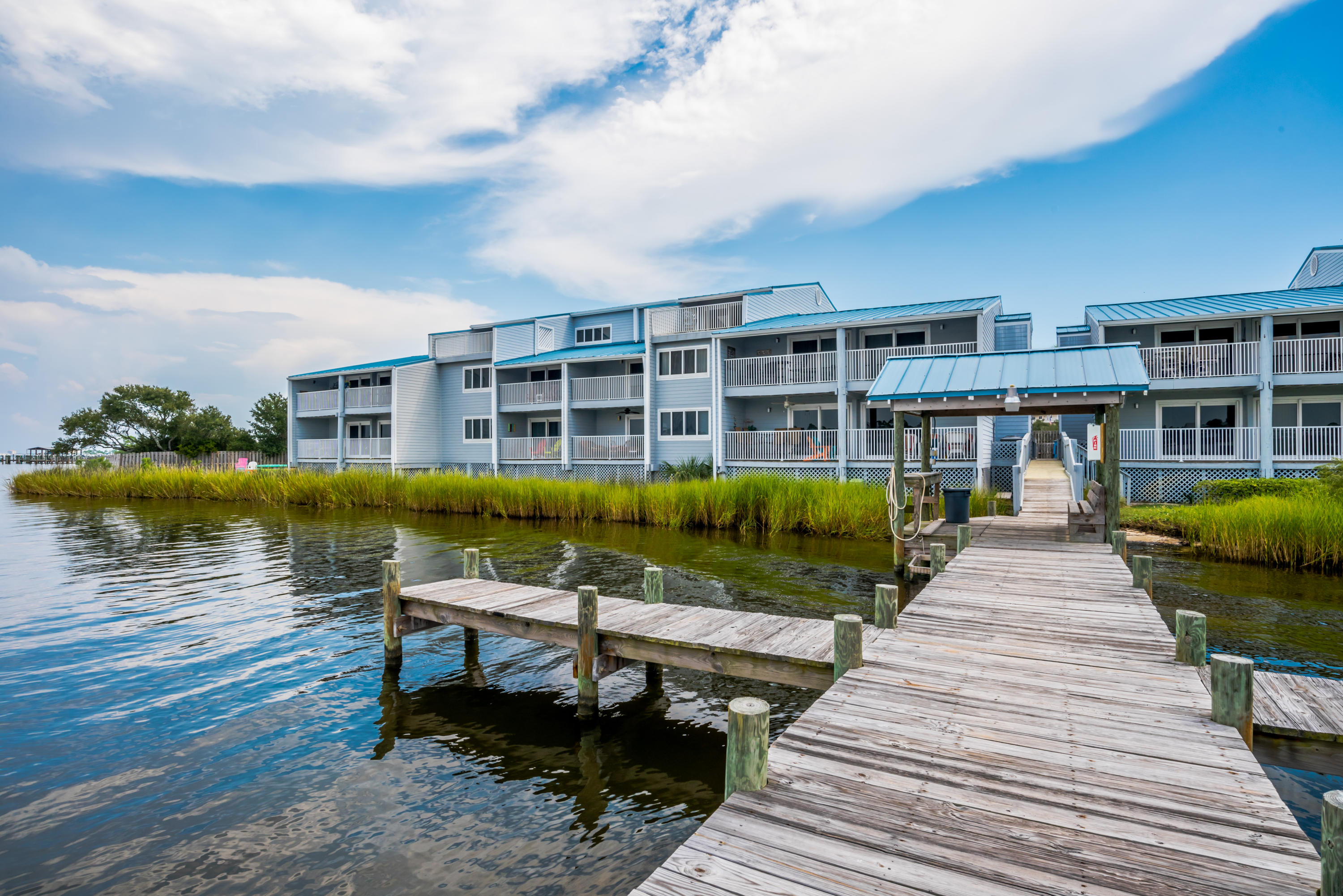 SUNDOWN CONDO - Residential