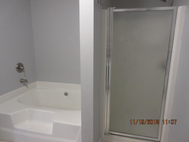 EMERALD VILLAGE S/D - Residential Lease