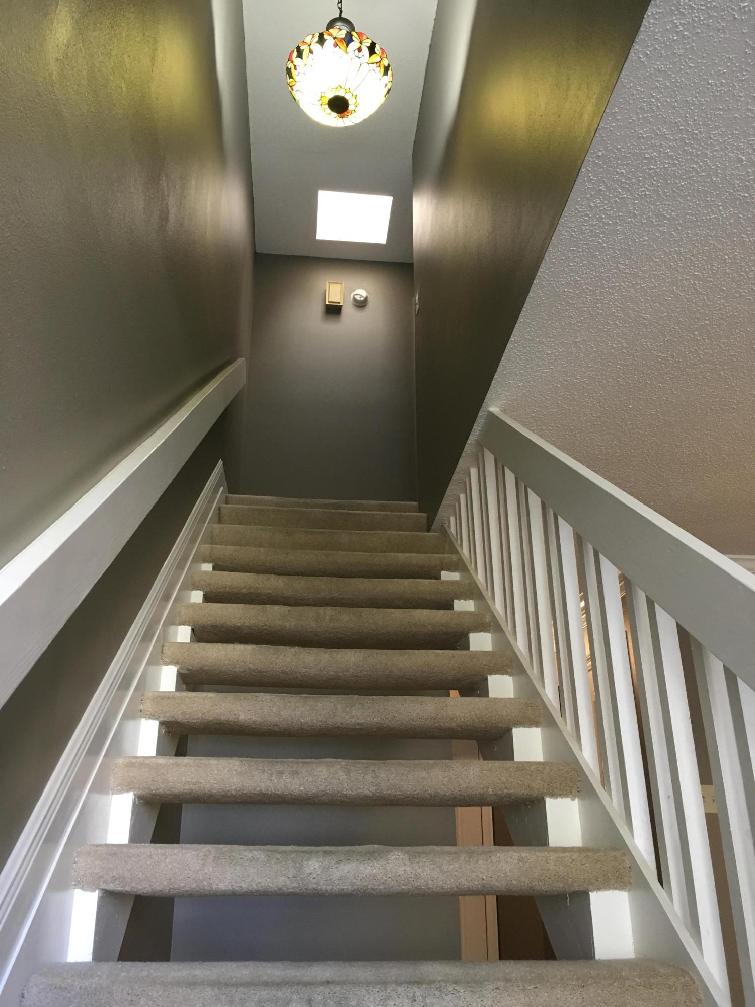 CEDAR AVE CONDO - Residential Lease