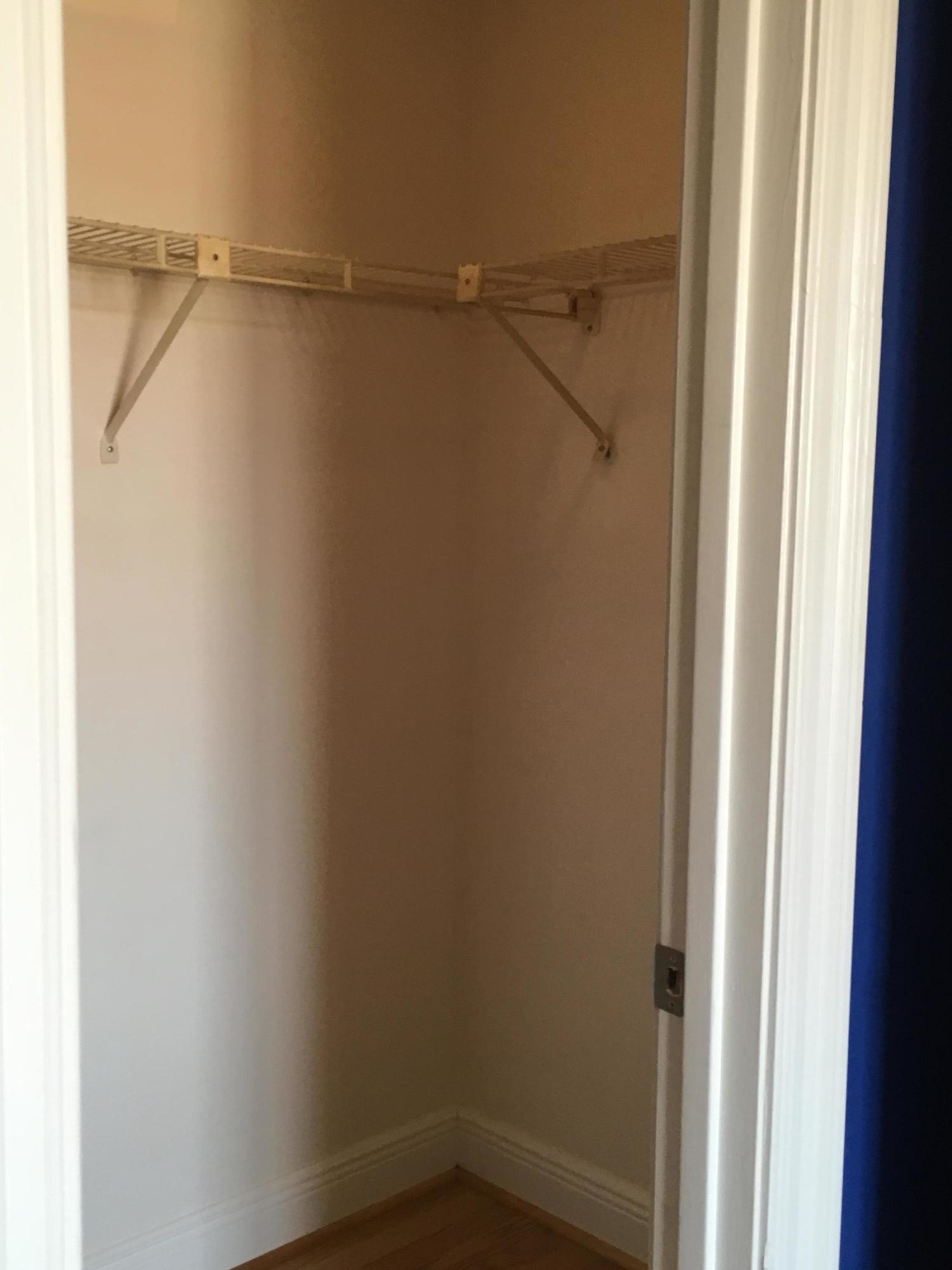 CEDAR AVE CONDO - Residential Lease