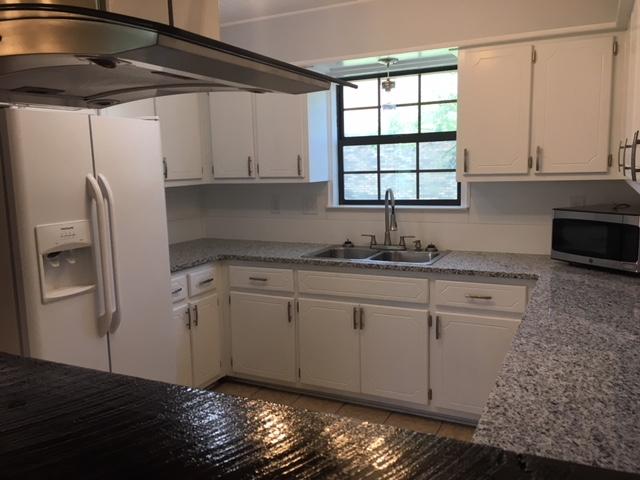 COUNTRYVIEW ESTATES 3RD ADDN - Residential Lease