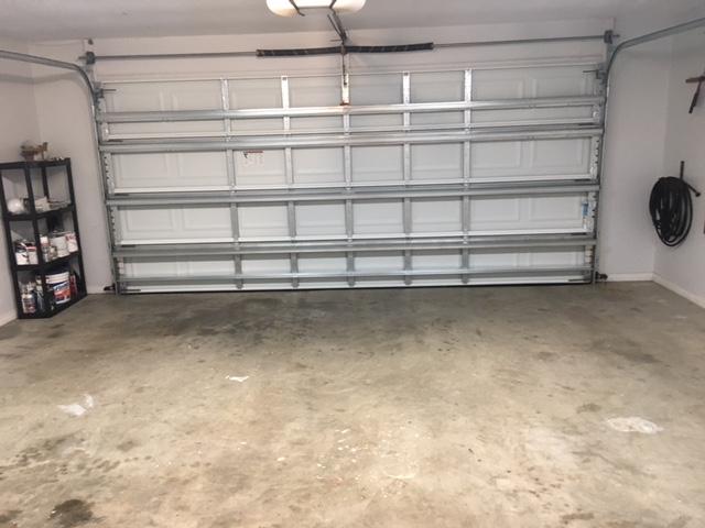 COUNTRYVIEW ESTATES 3RD ADDN - Residential Lease