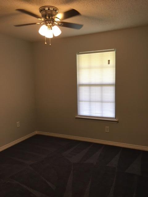 COUNTRYVIEW ESTATES 3RD ADDN - Residential Lease