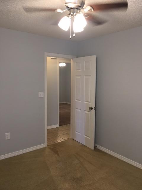COUNTRYVIEW ESTATES 3RD ADDN - Residential Lease