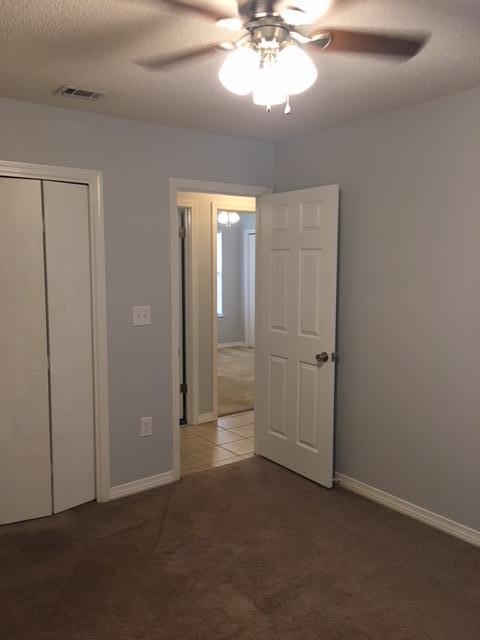 COUNTRYVIEW ESTATES 3RD ADDN - Residential Lease