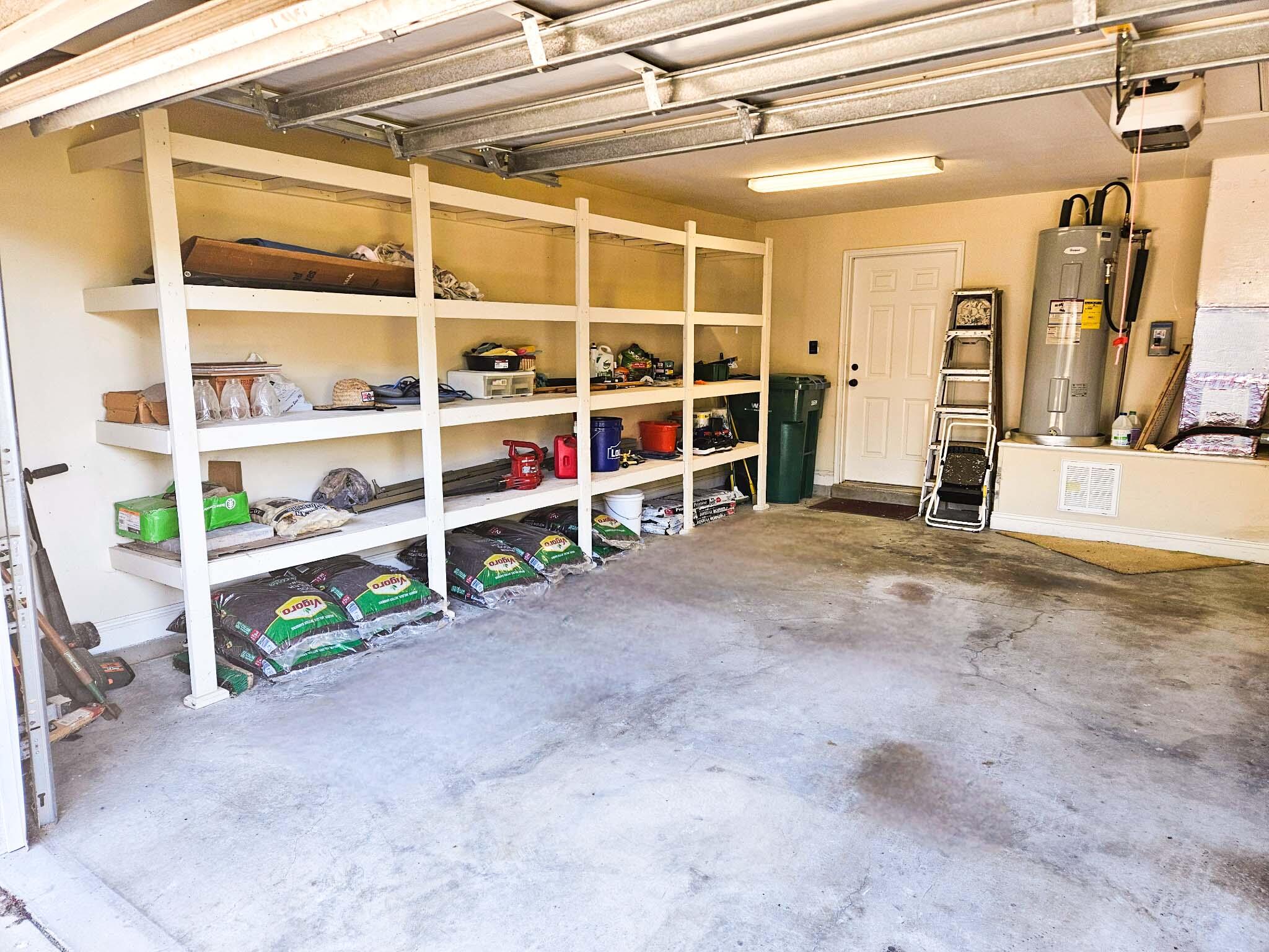 LONGWOOD PINES S/D - Residential