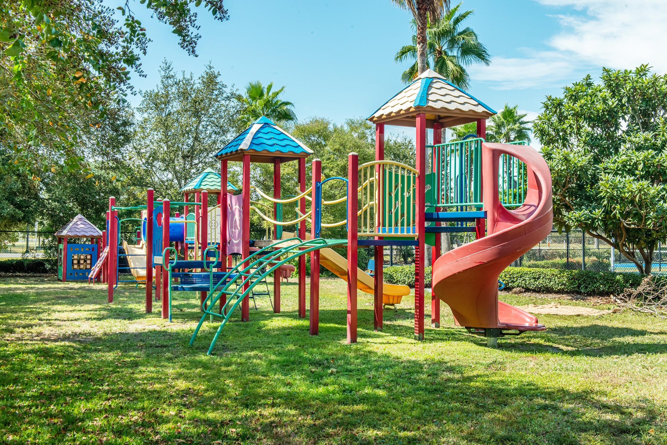THE PALMS OF DESTIN - Residential