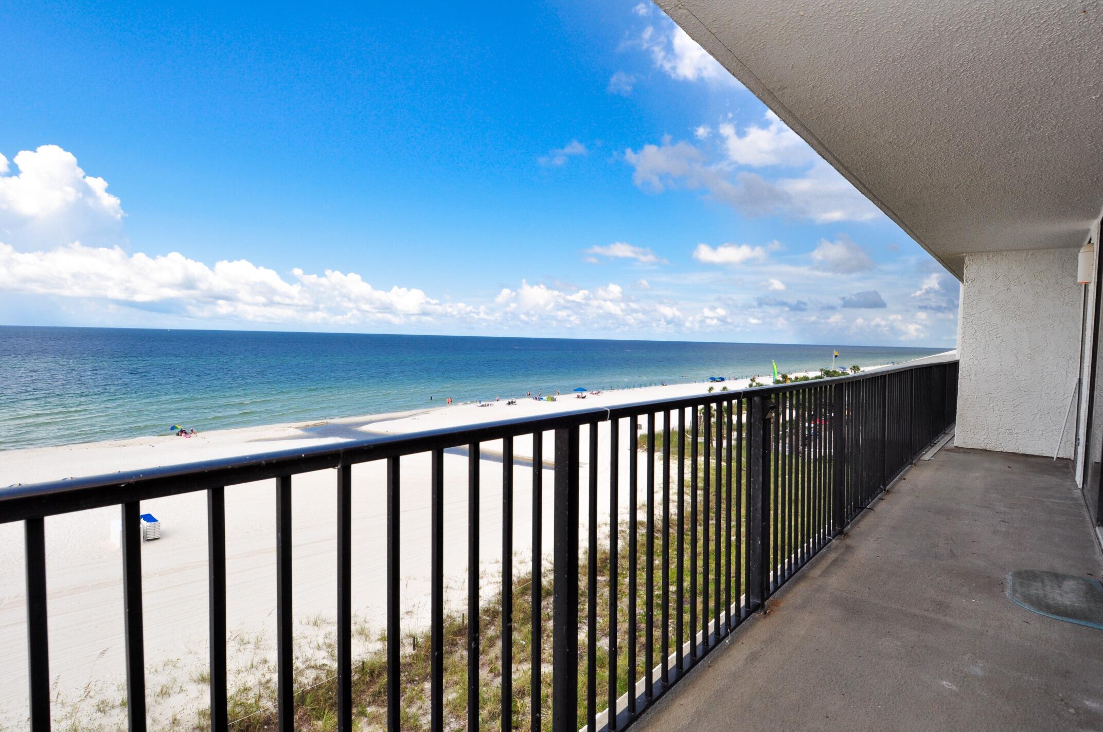 SEACHASE CONDO - Residential