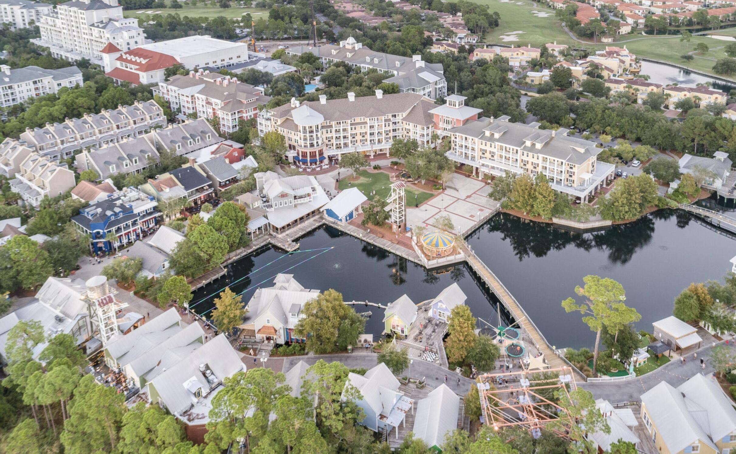 BAYSIDE CONDO SANDESTIN - Residential