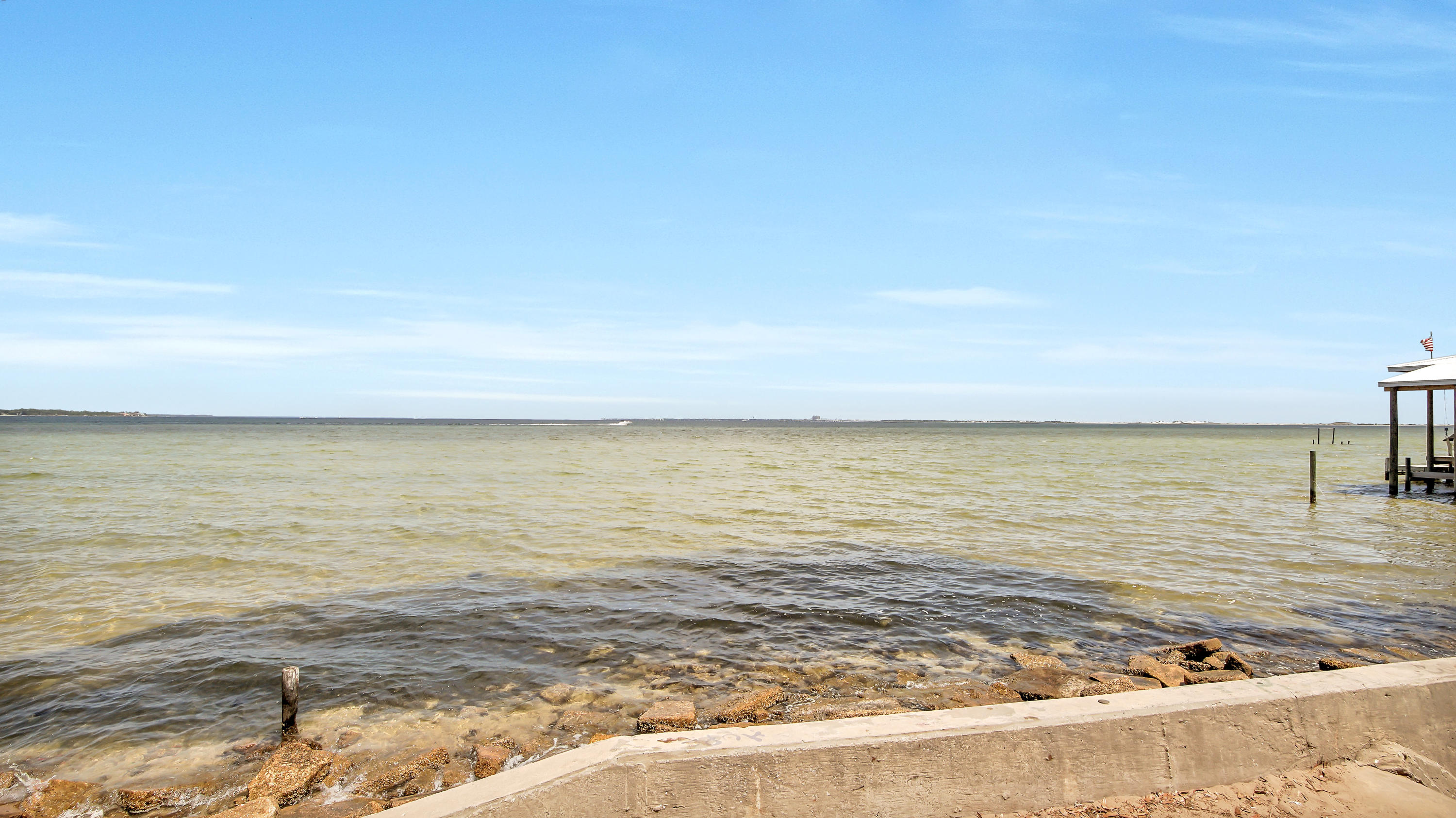 ELLIOTTS POINT 7TH ADDN - Residential