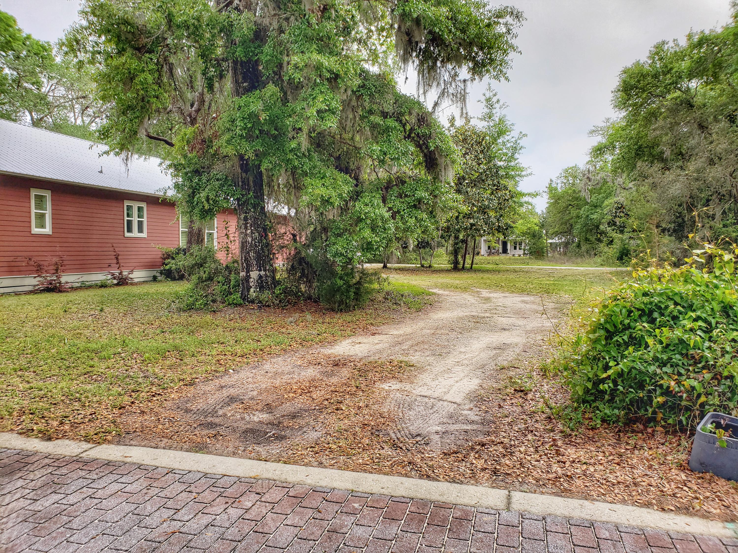 GRAYTON BAYOU - Land