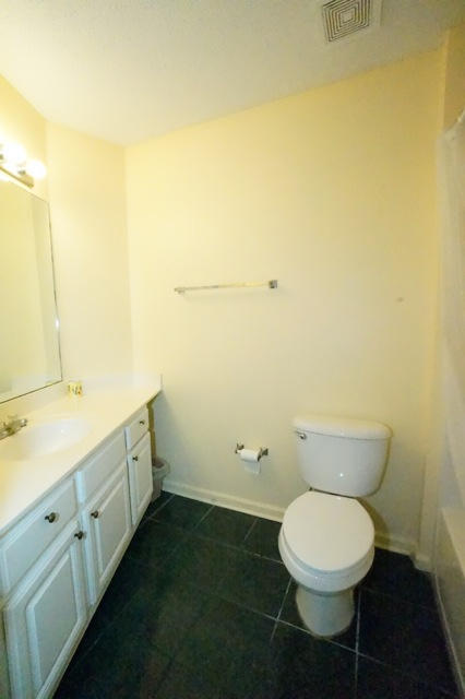 CRYSTAL VILLAGE 2 CONDO PH 3 - Residential Lease