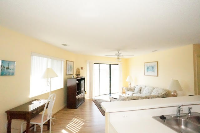 CRYSTAL VILLAGE 2 CONDO PH 3 - Residential Lease