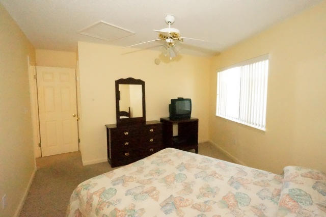 CRYSTAL VILLAGE 2 CONDO PH 3 - Residential Lease