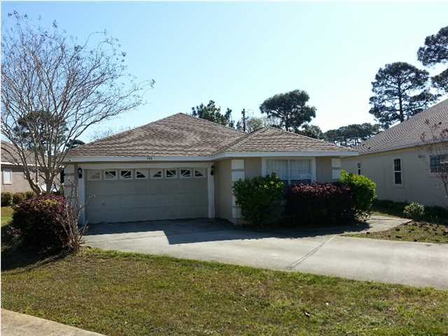 EMERALD LAKES PH 1 - Residential Lease