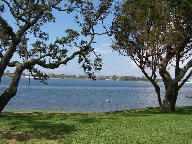 CEDARS CONDO - Residential Lease