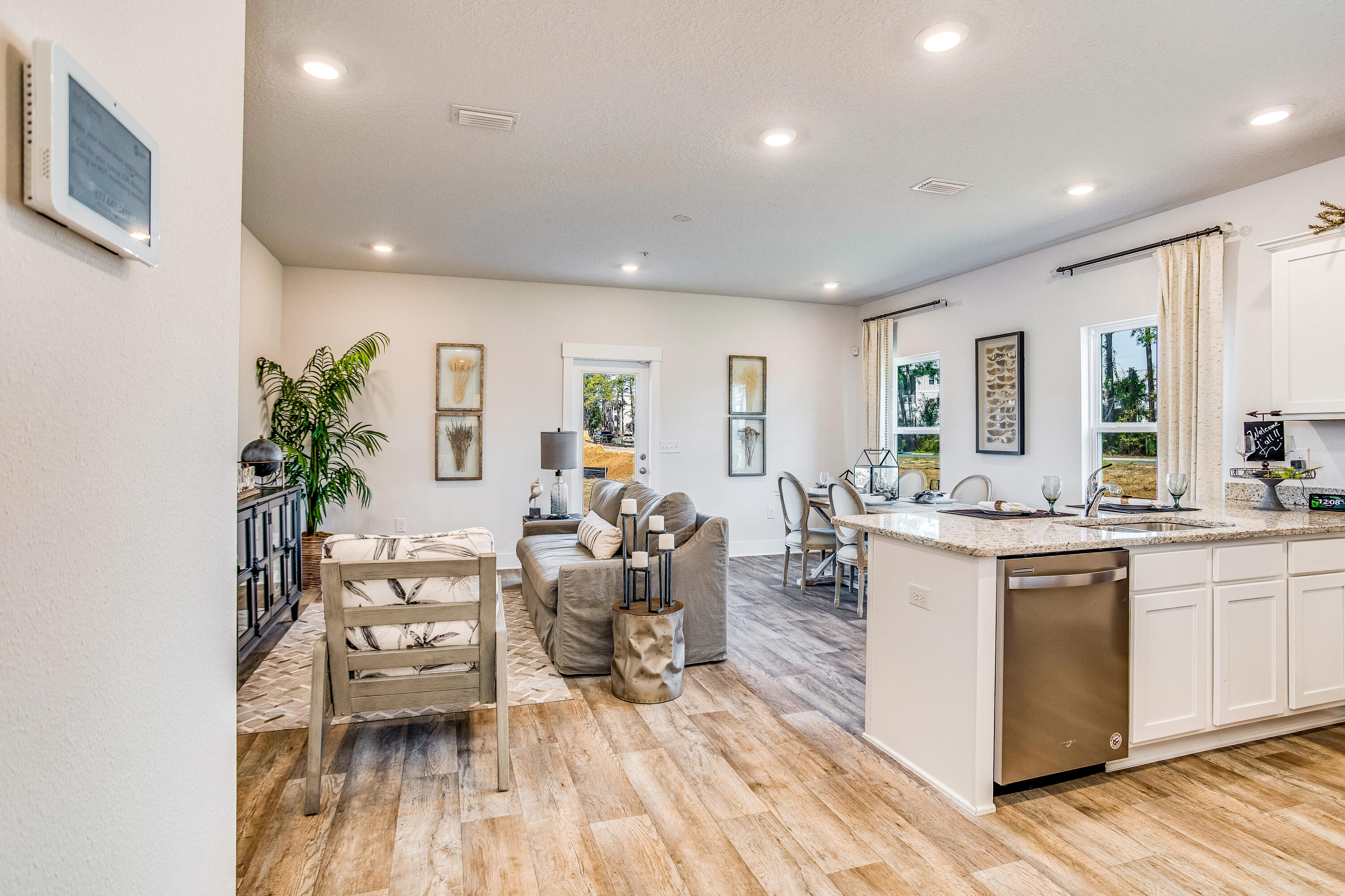 BRITTANY OAKS VILLAS - Residential