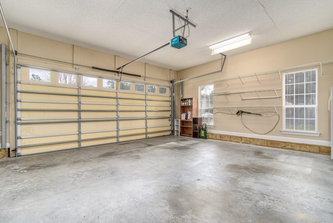 JUNIPER CREEK ESTATES - Residential Lease