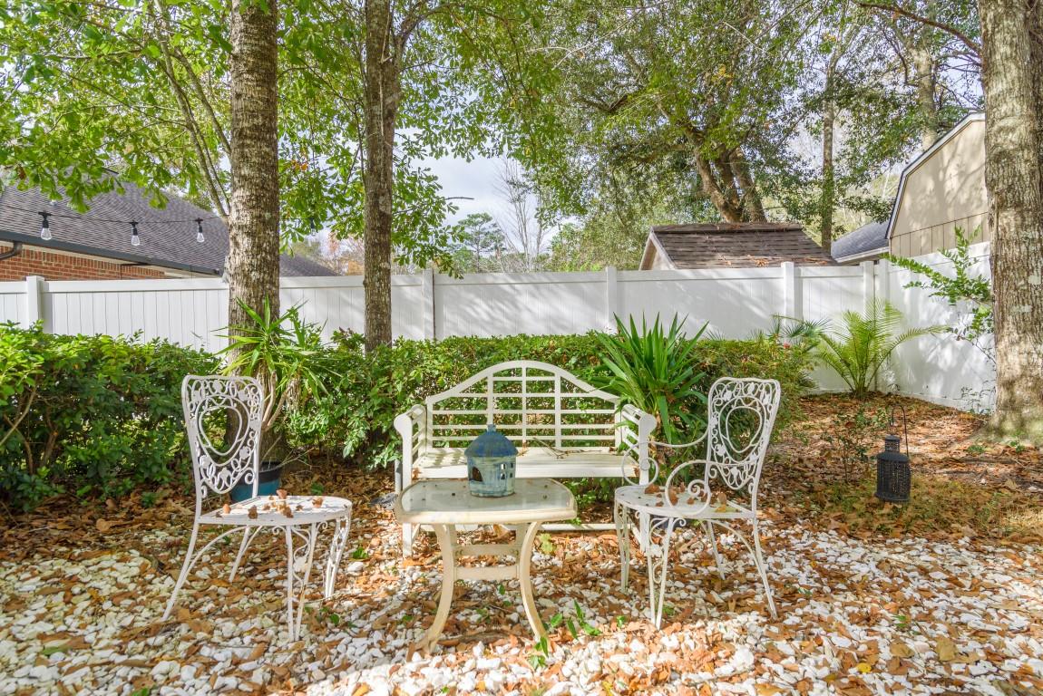 JUNIPER CREEK ESTATES - Residential Lease