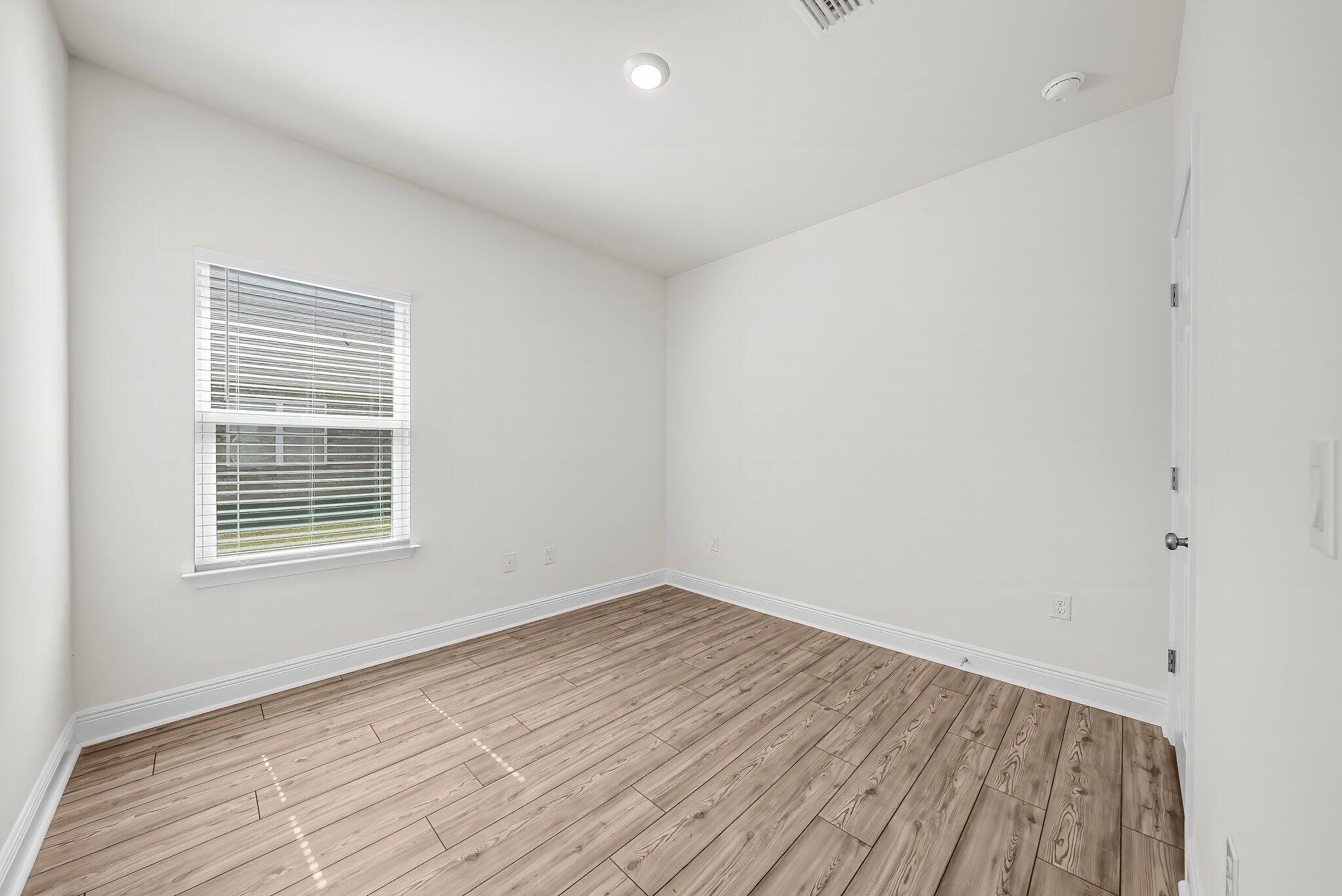 HAMMOCK BAY - Residential Lease