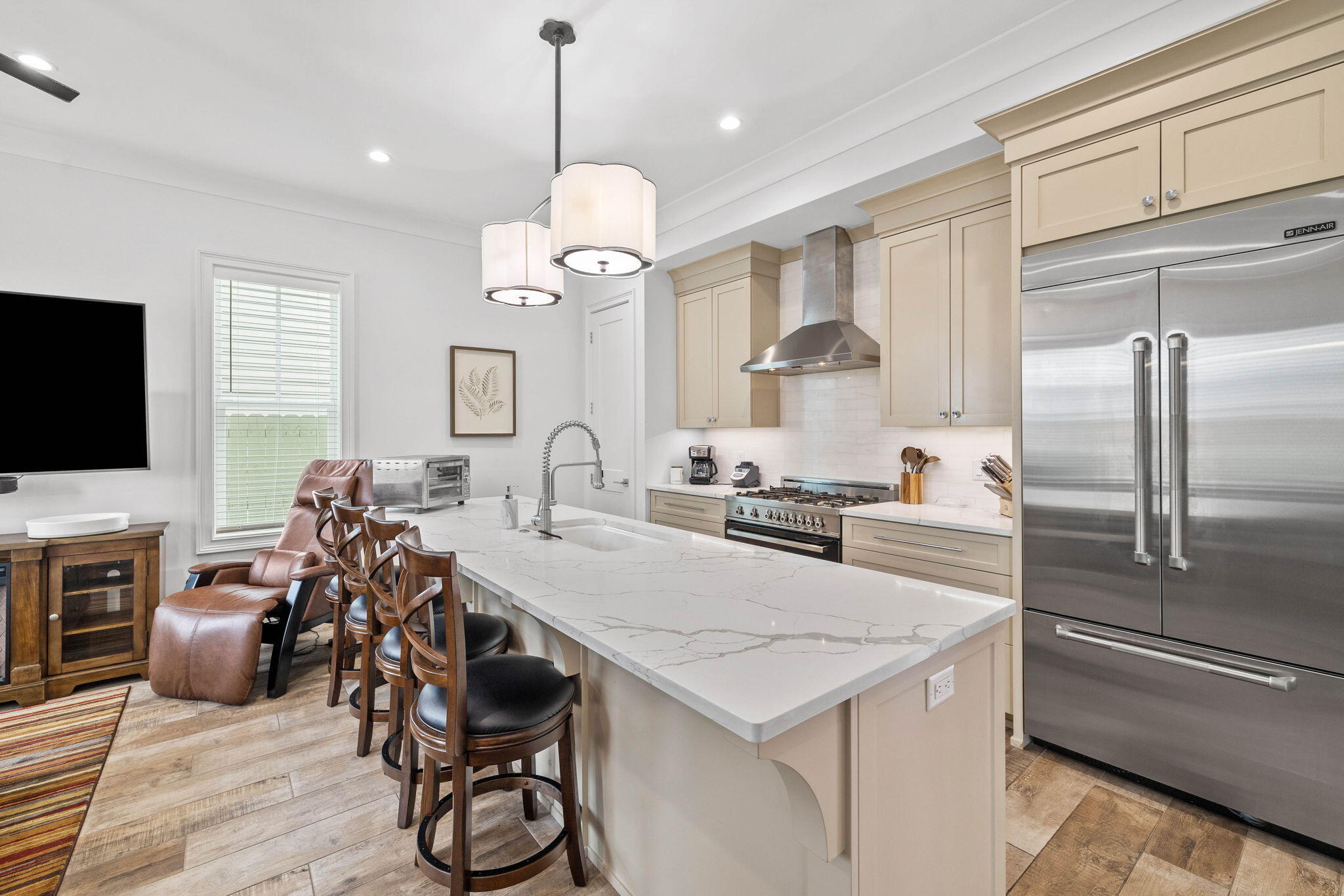 MACK BAYOU ESTATES - Residential
