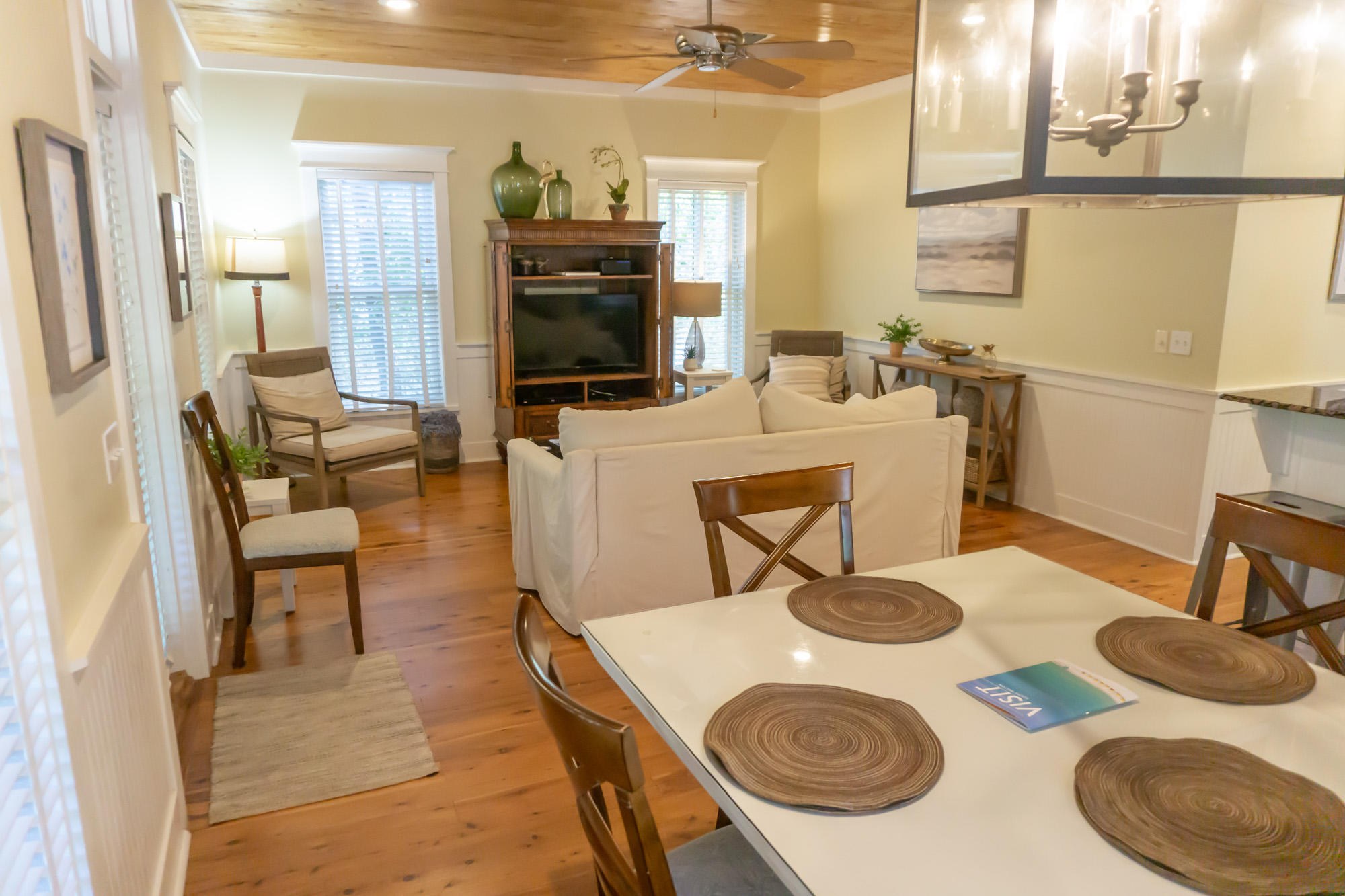 MAGNOLIA COTTAGES BY THE SEA - Residential