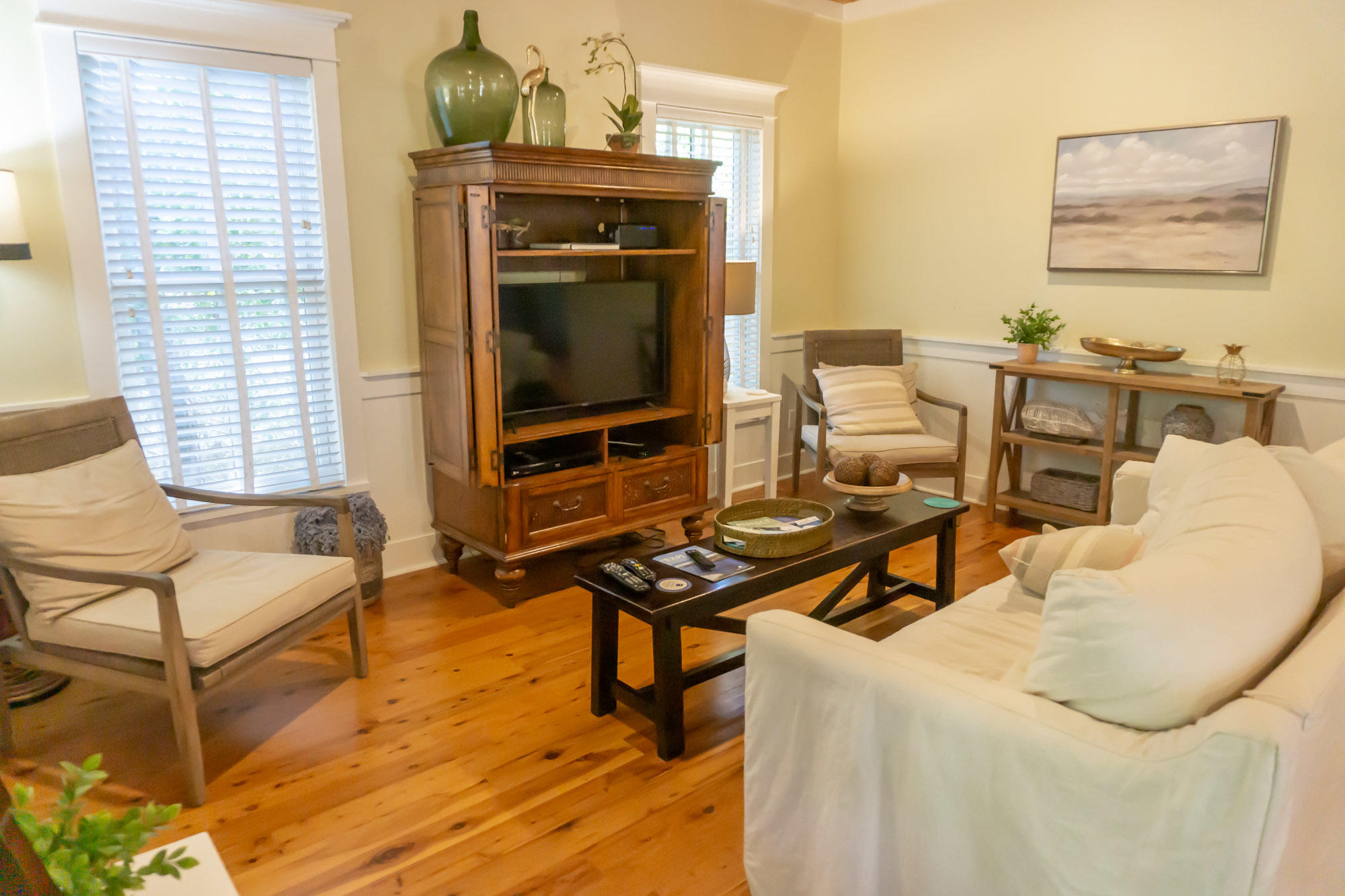 MAGNOLIA COTTAGES BY THE SEA - Residential