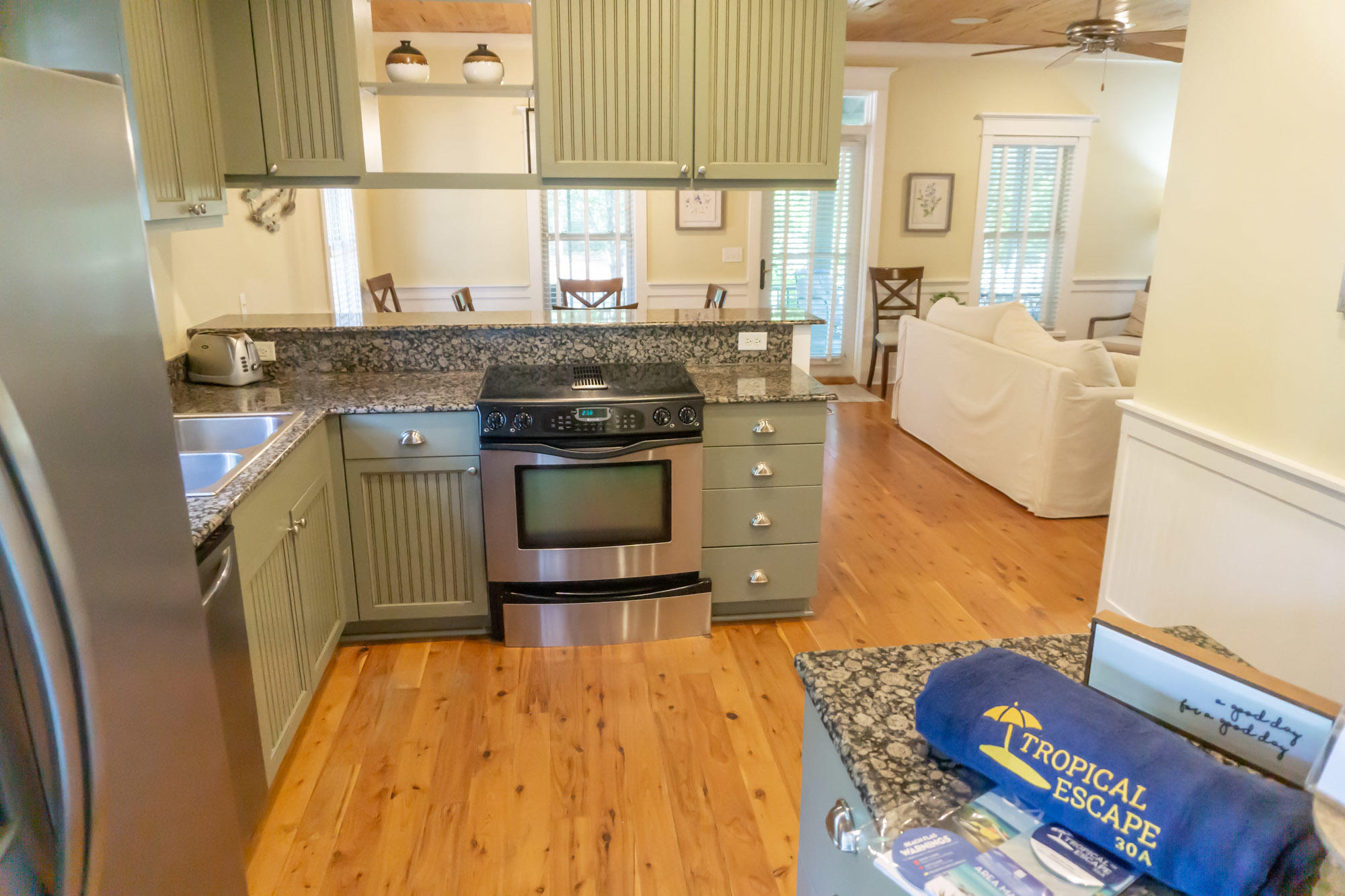 MAGNOLIA COTTAGES BY THE SEA - Residential