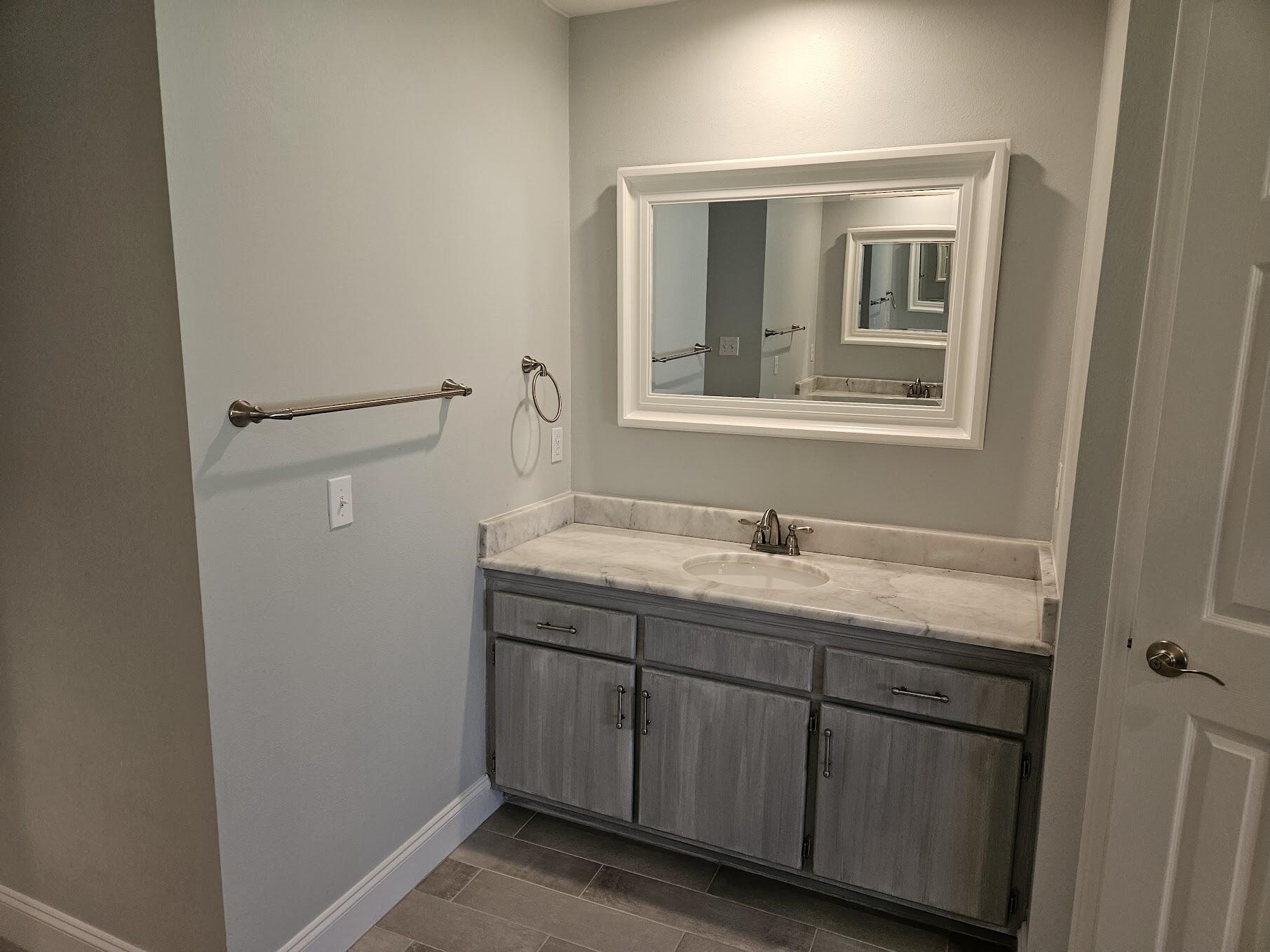 PARKWOOD ESTATES PH 1 BLUEWATER BAY - Residential Lease