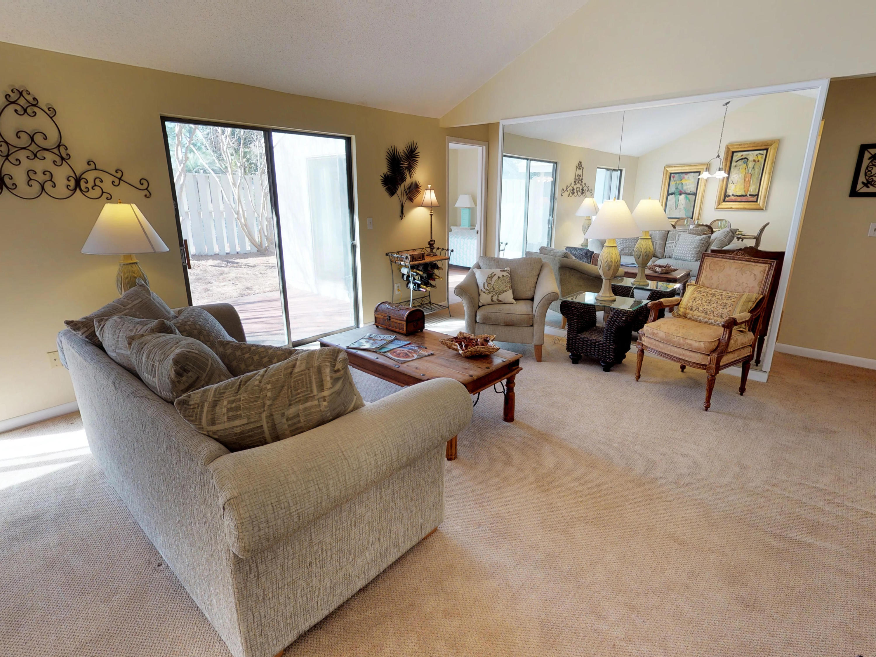 LINKSIDE VILLAGE UNIT 1 - Residential