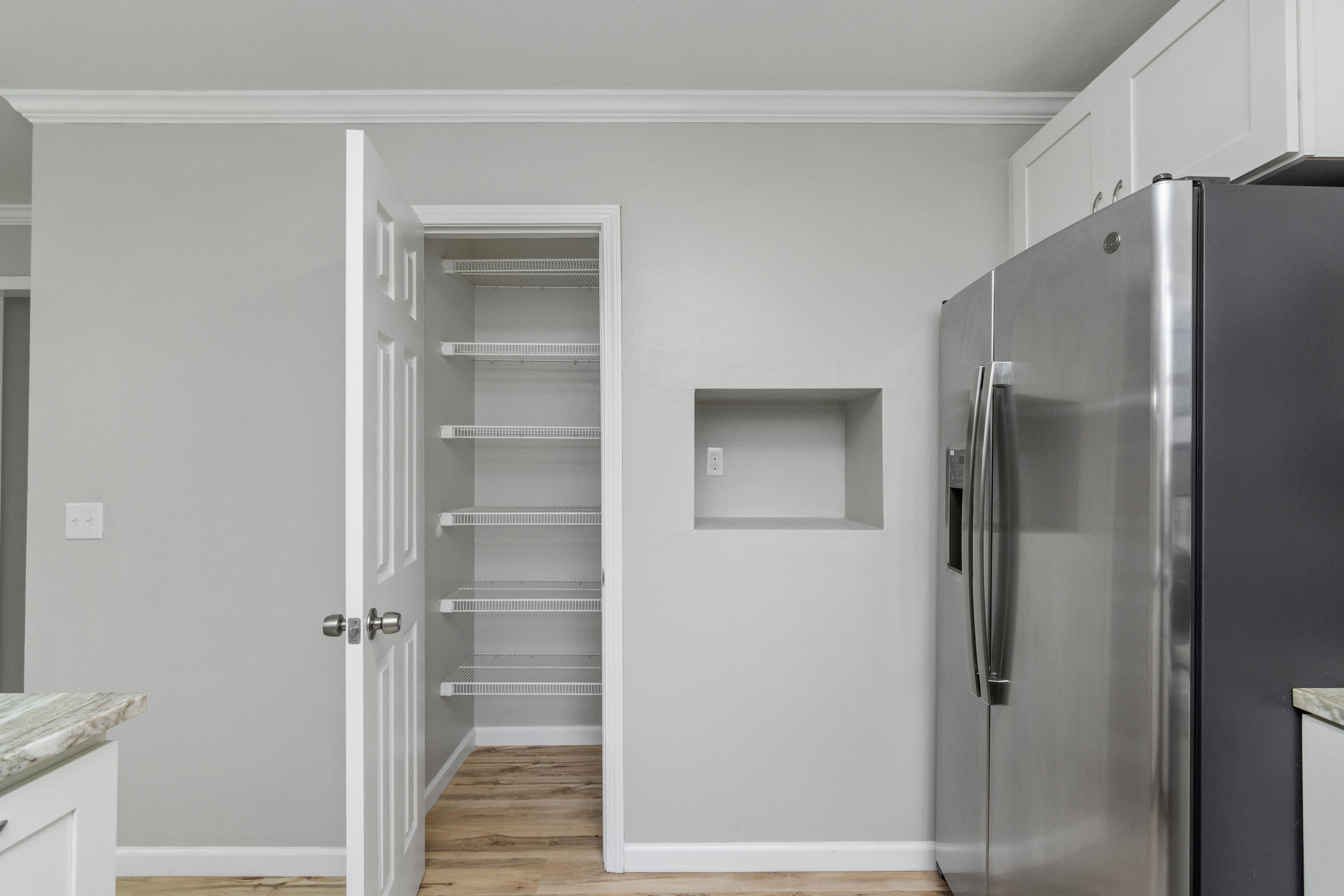 COUNTRY BREEZE ESTATES - Residential