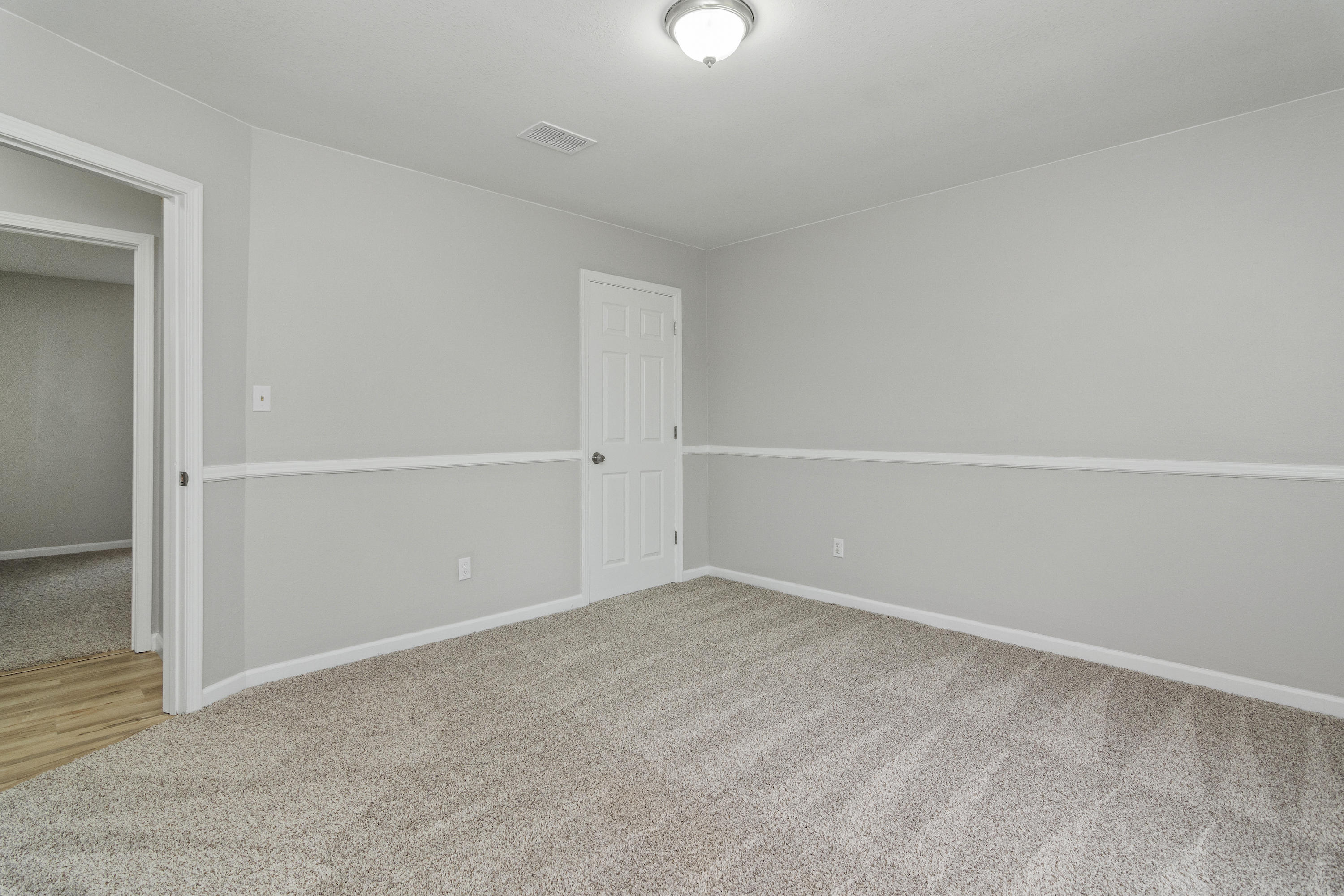 COUNTRY BREEZE ESTATES - Residential