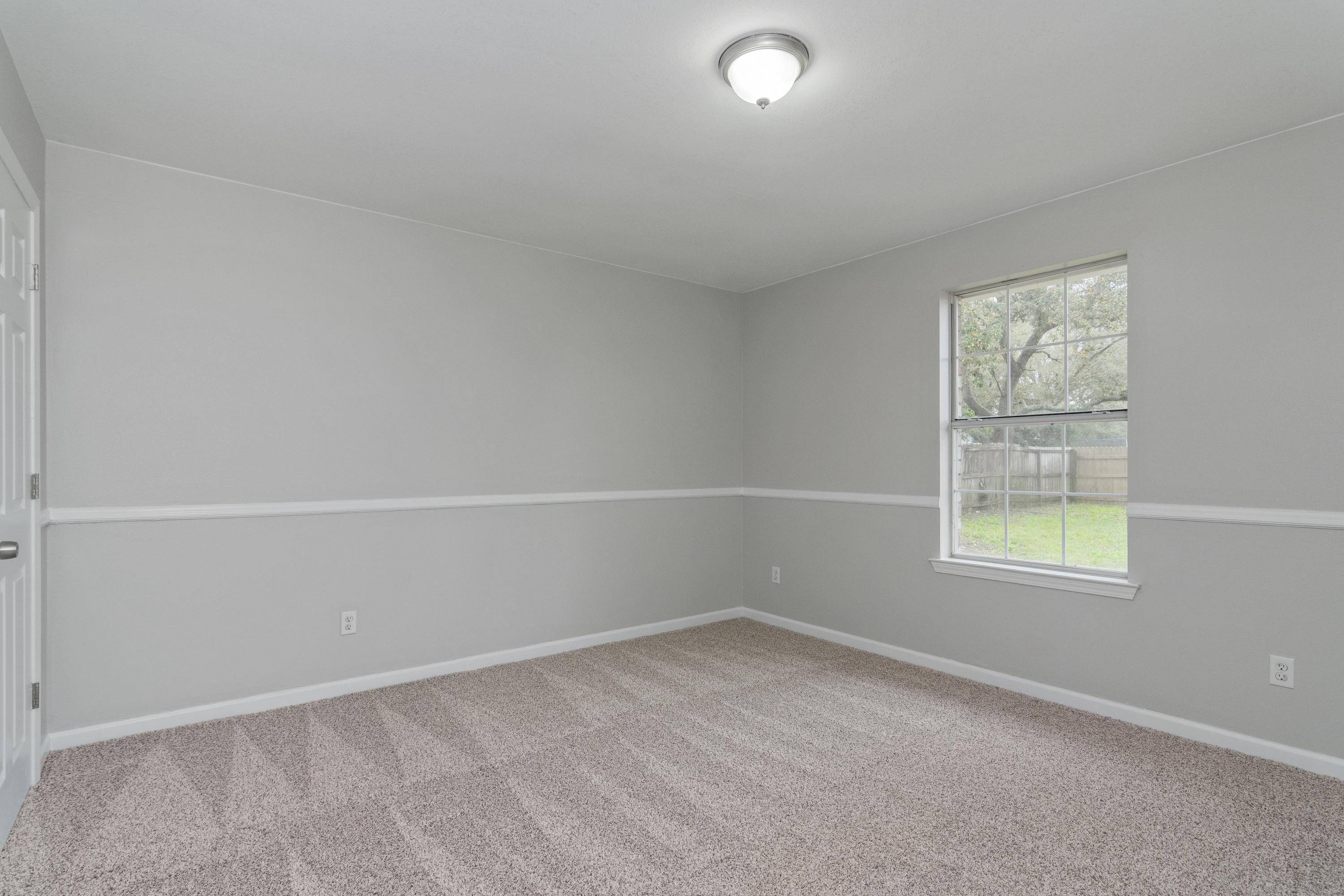 COUNTRY BREEZE ESTATES - Residential