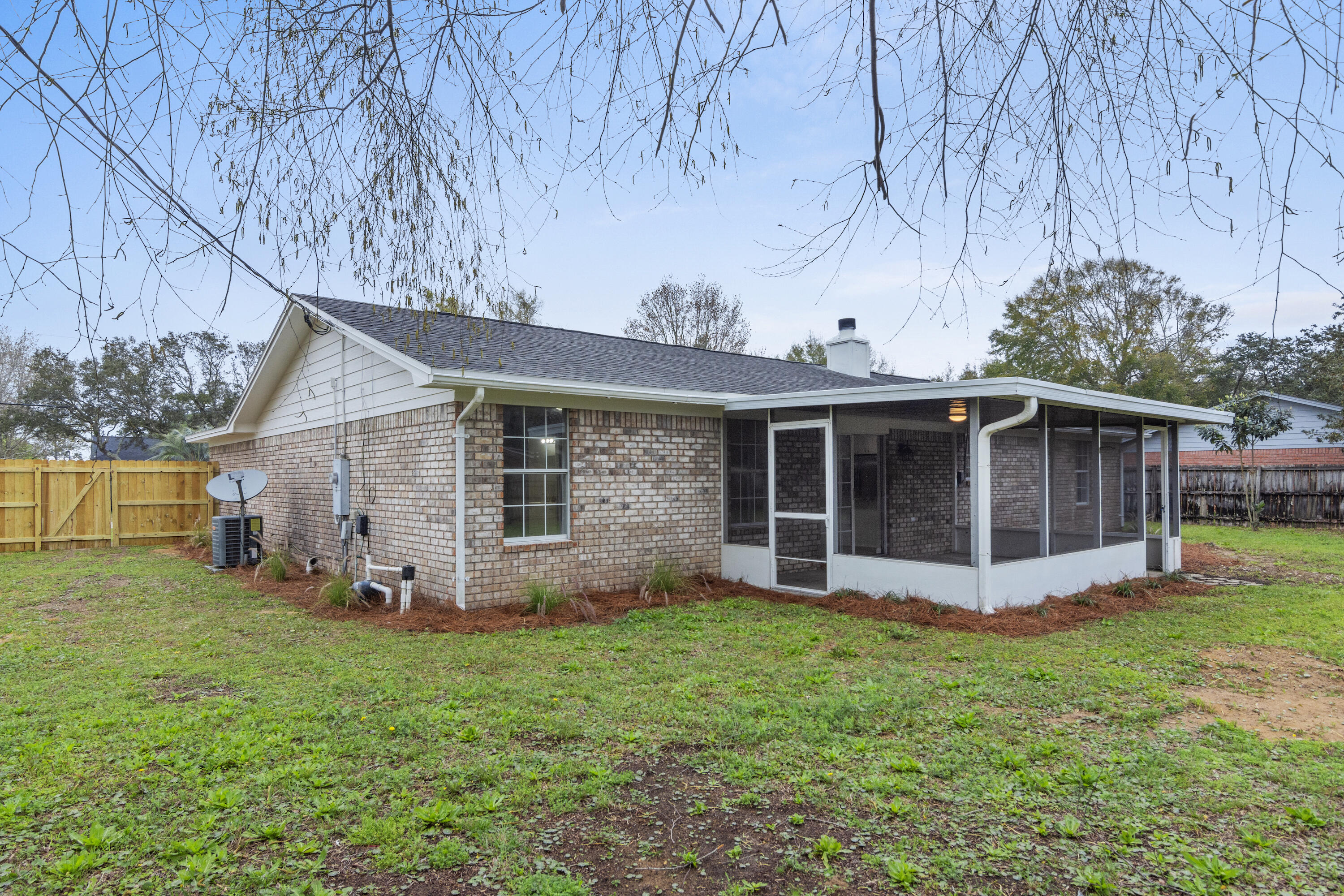 COUNTRY BREEZE ESTATES - Residential