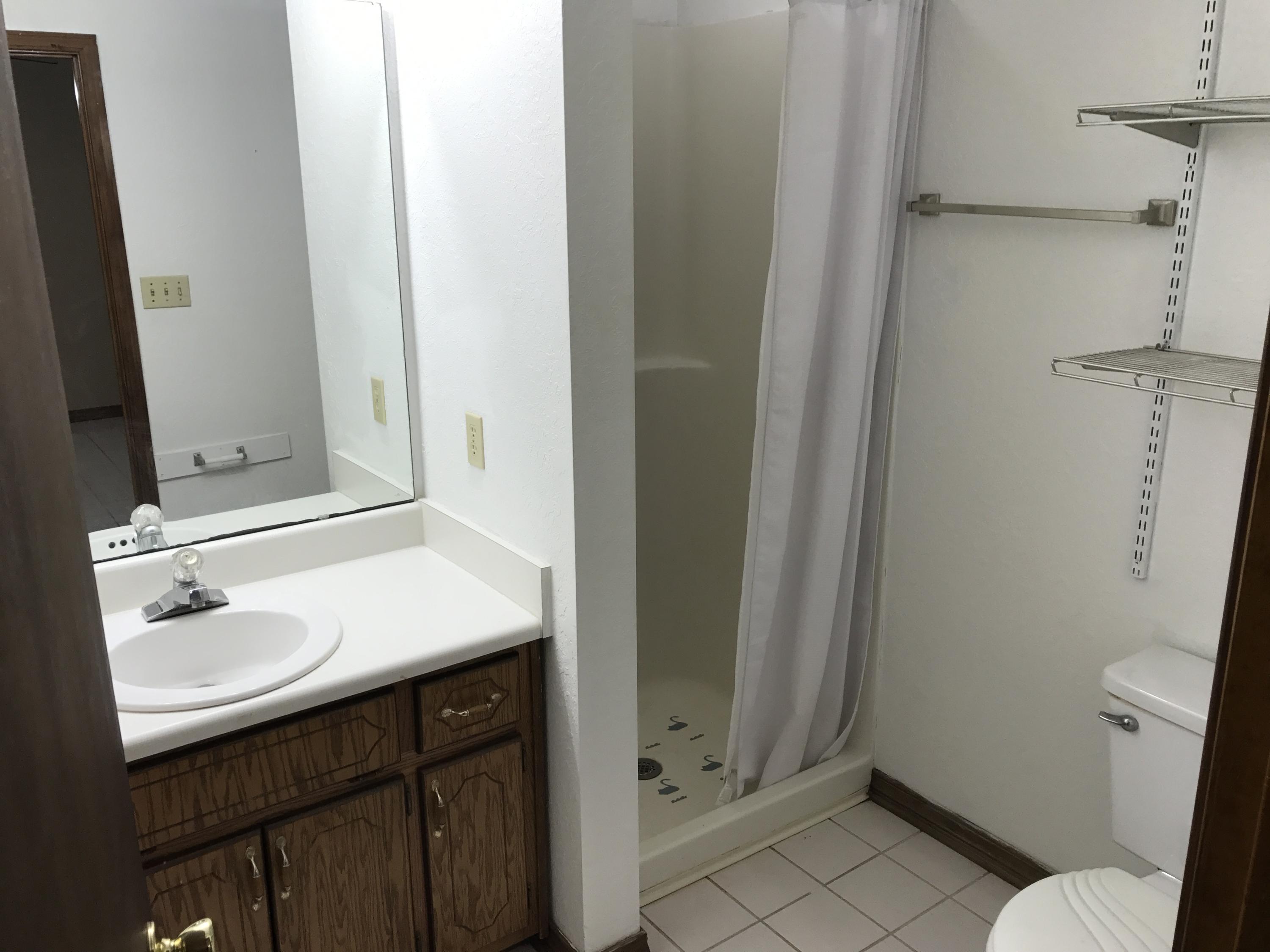 SOUTHWAY ESTATES - Residential Lease