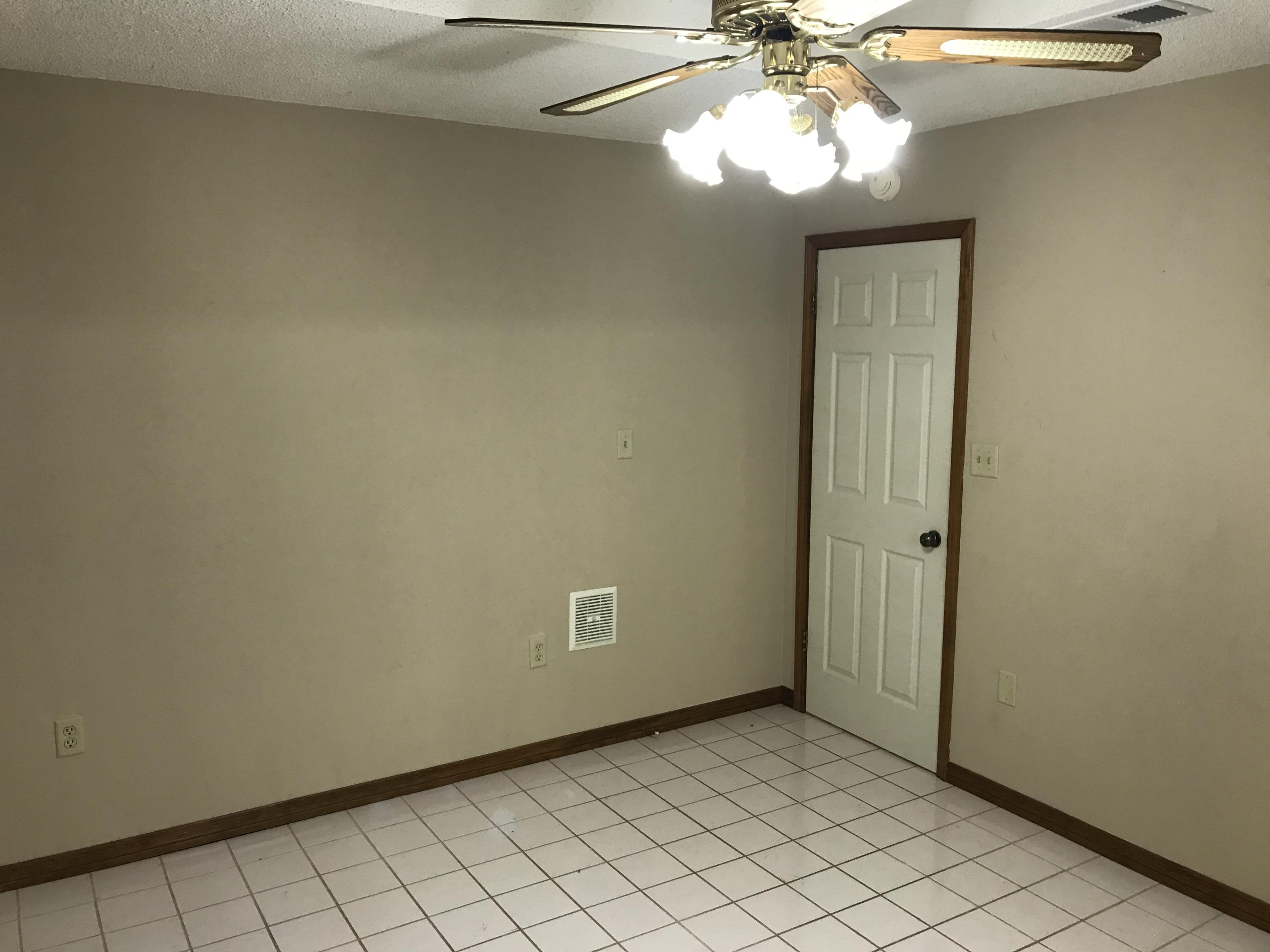 SOUTHWAY ESTATES - Residential Lease